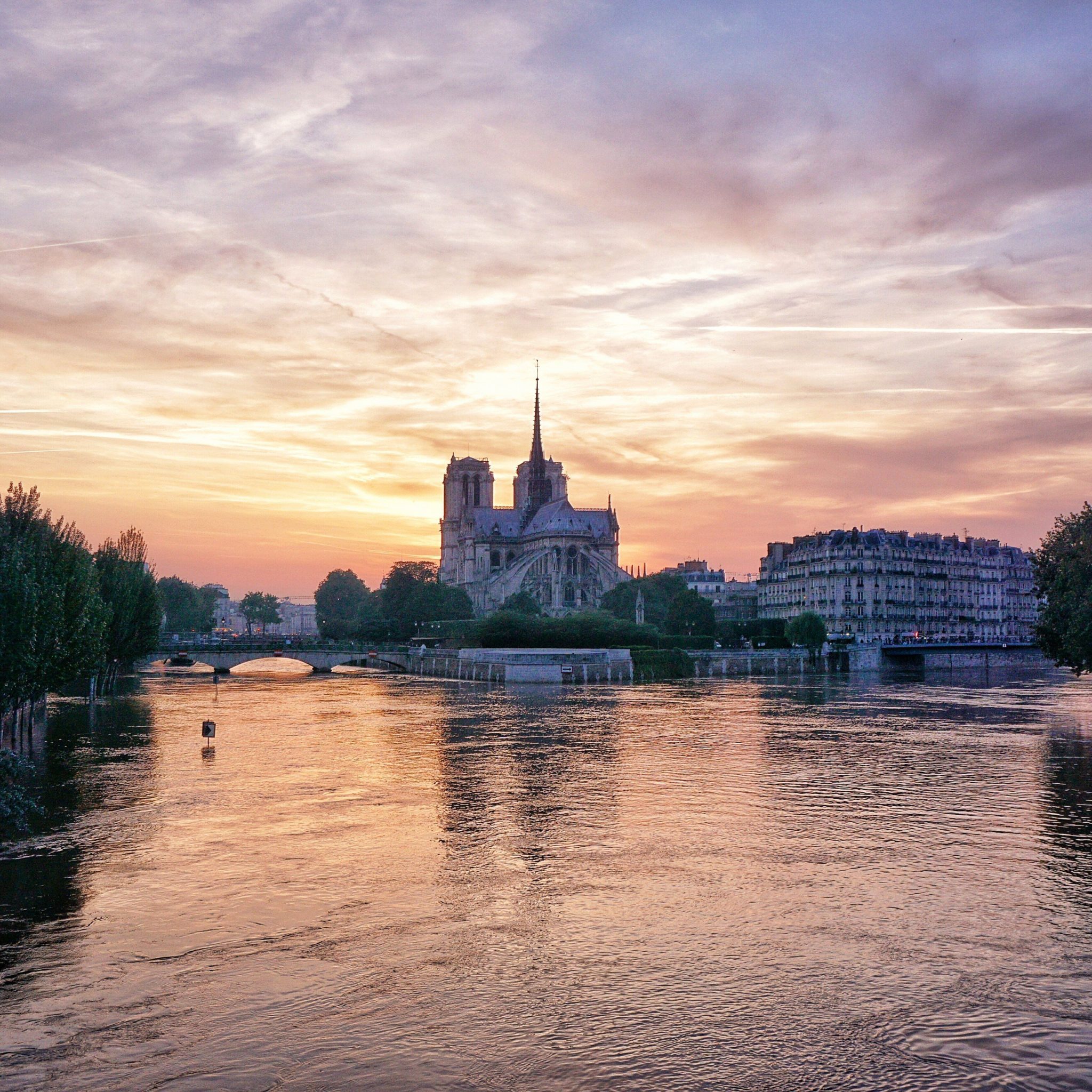 Notre Dame at Sunset: A Paris, France Must See! | solosophie