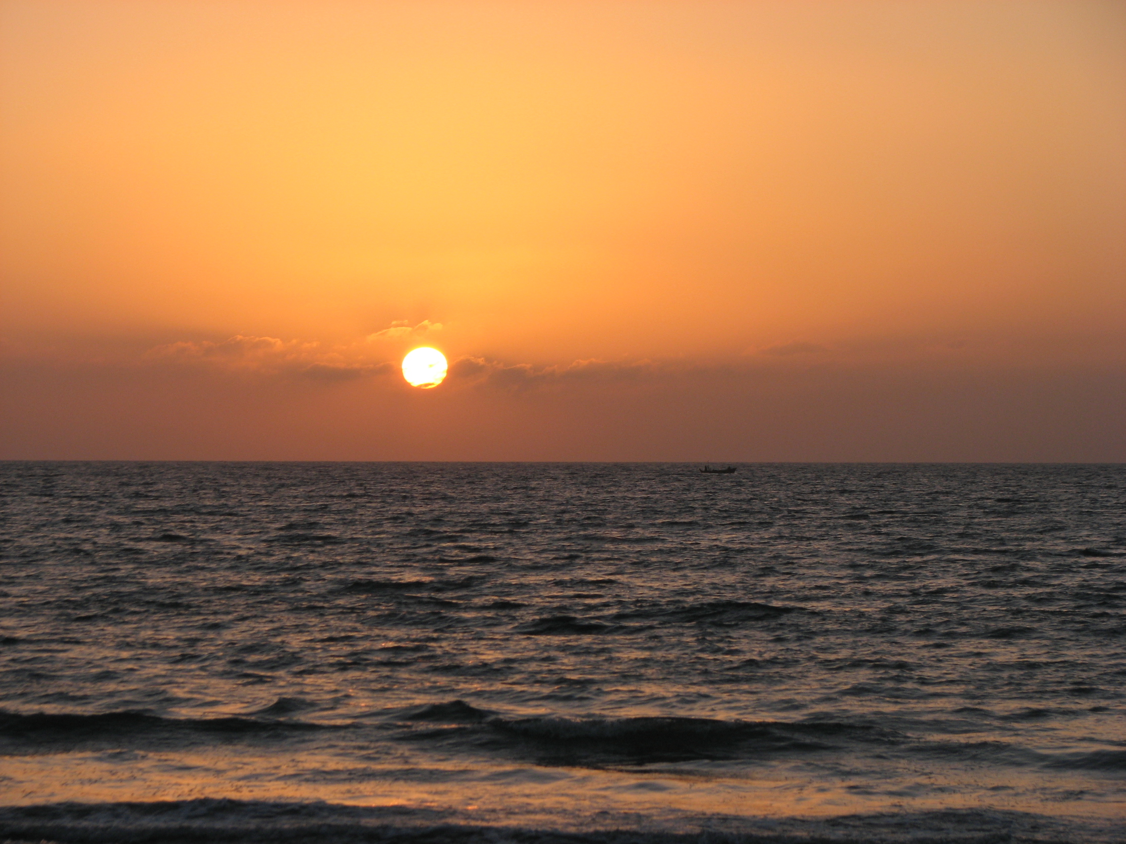 Sunset at karachi beach photo
