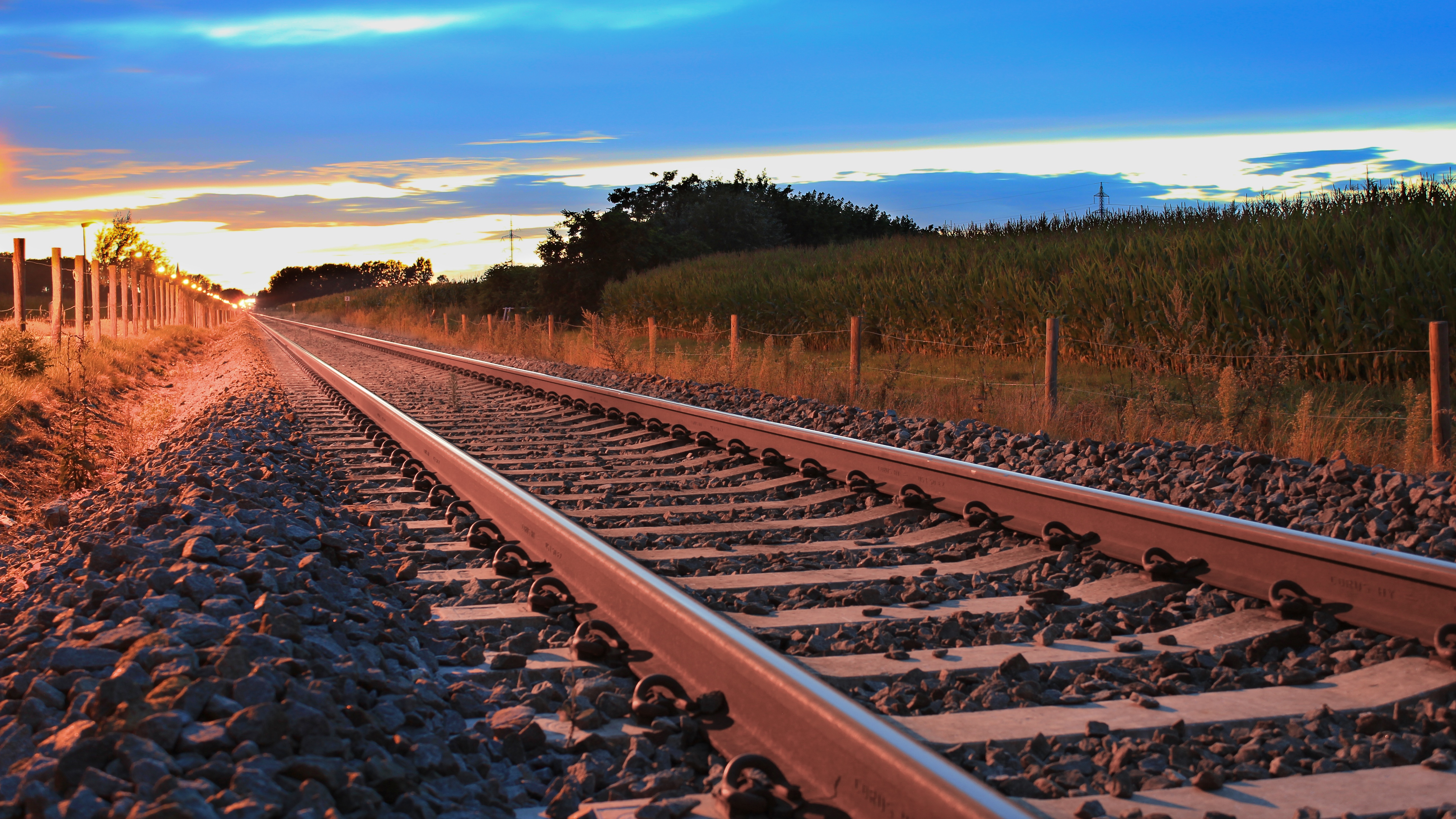 Sunset Railway by micfoto on DeviantArt