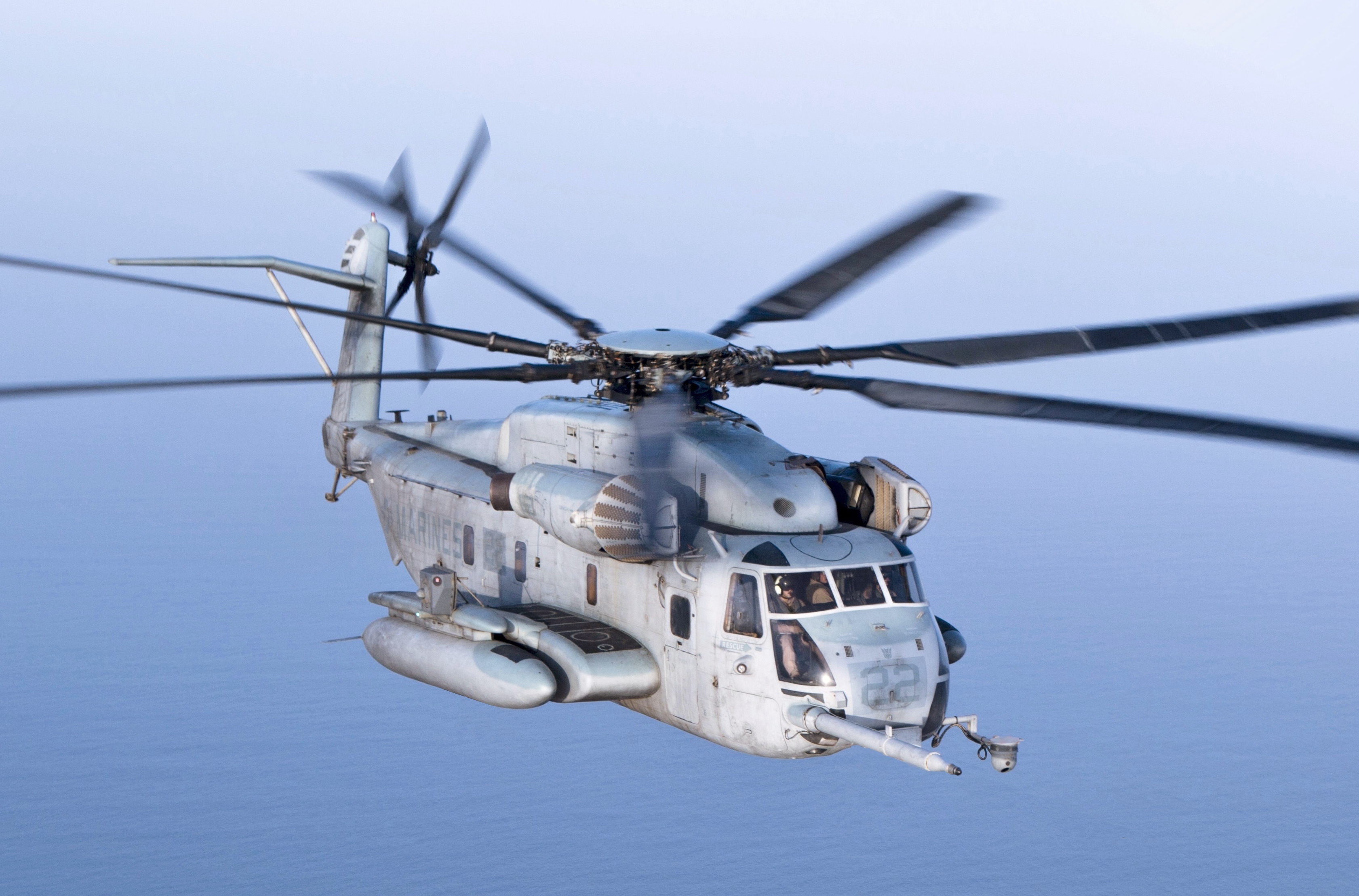 Sikorsky CH-53E Super Stallion - Wikipedia
