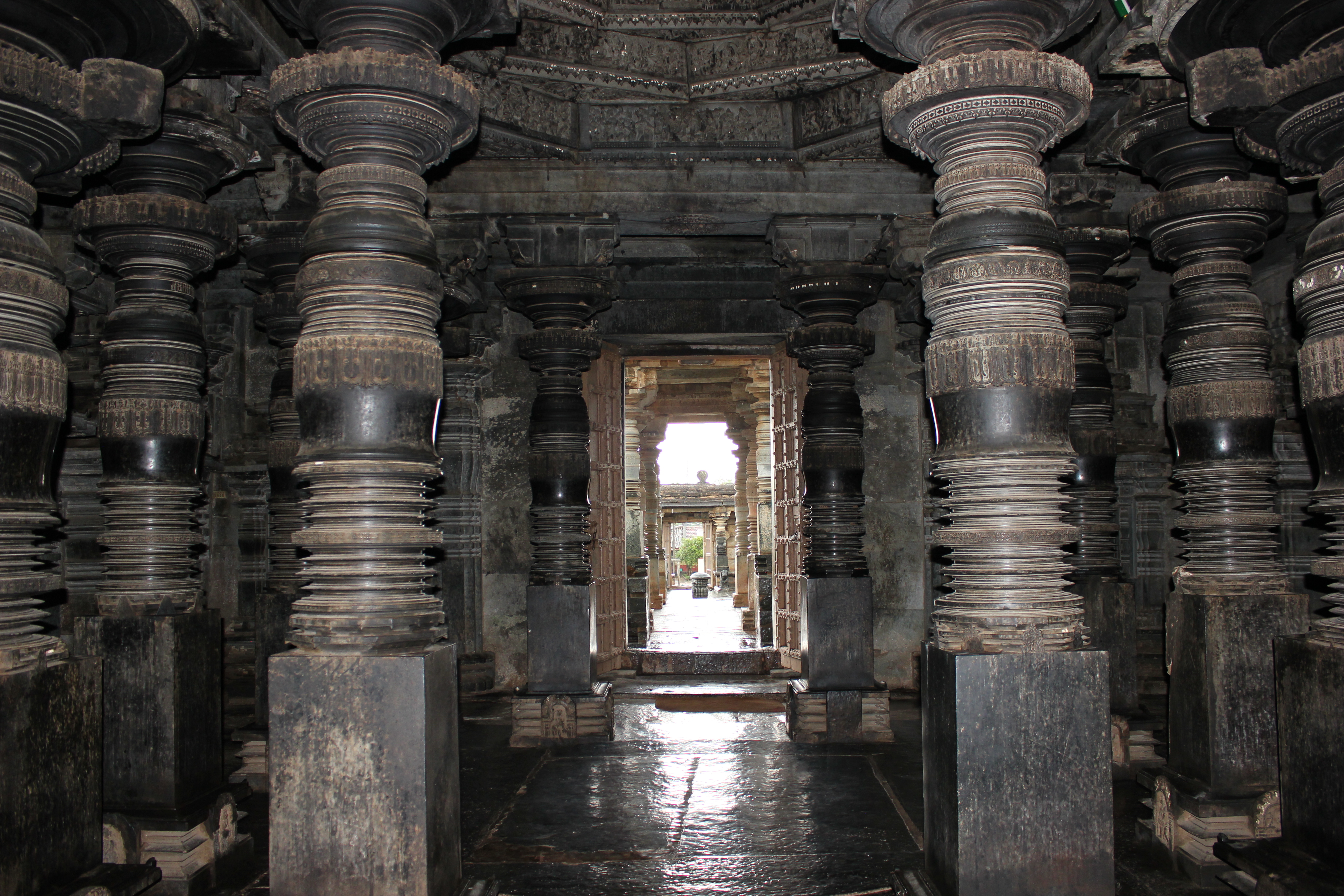 File:Lathe turned pillars support ceiling of closed mantapa in the ...