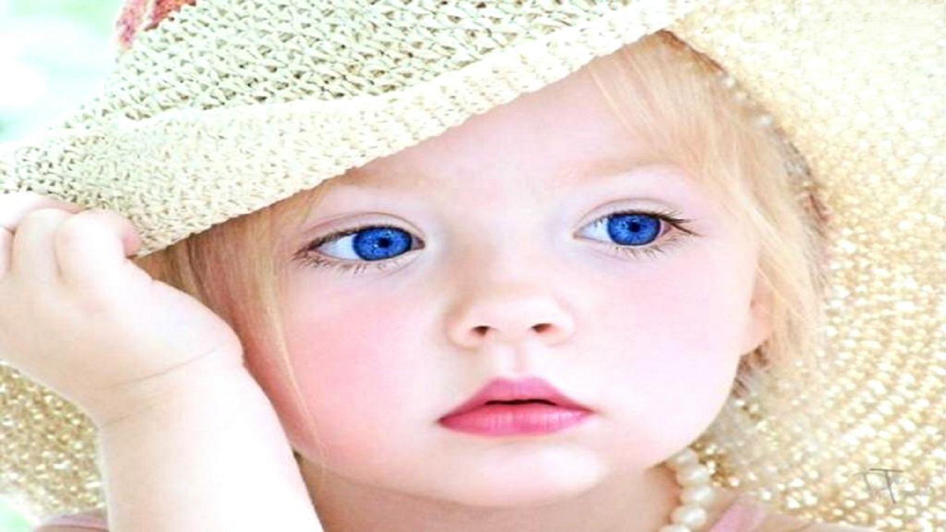 Beautiful-sweet-baby-blue-eyes-hd-free-wallpaper - HD Wallpaper