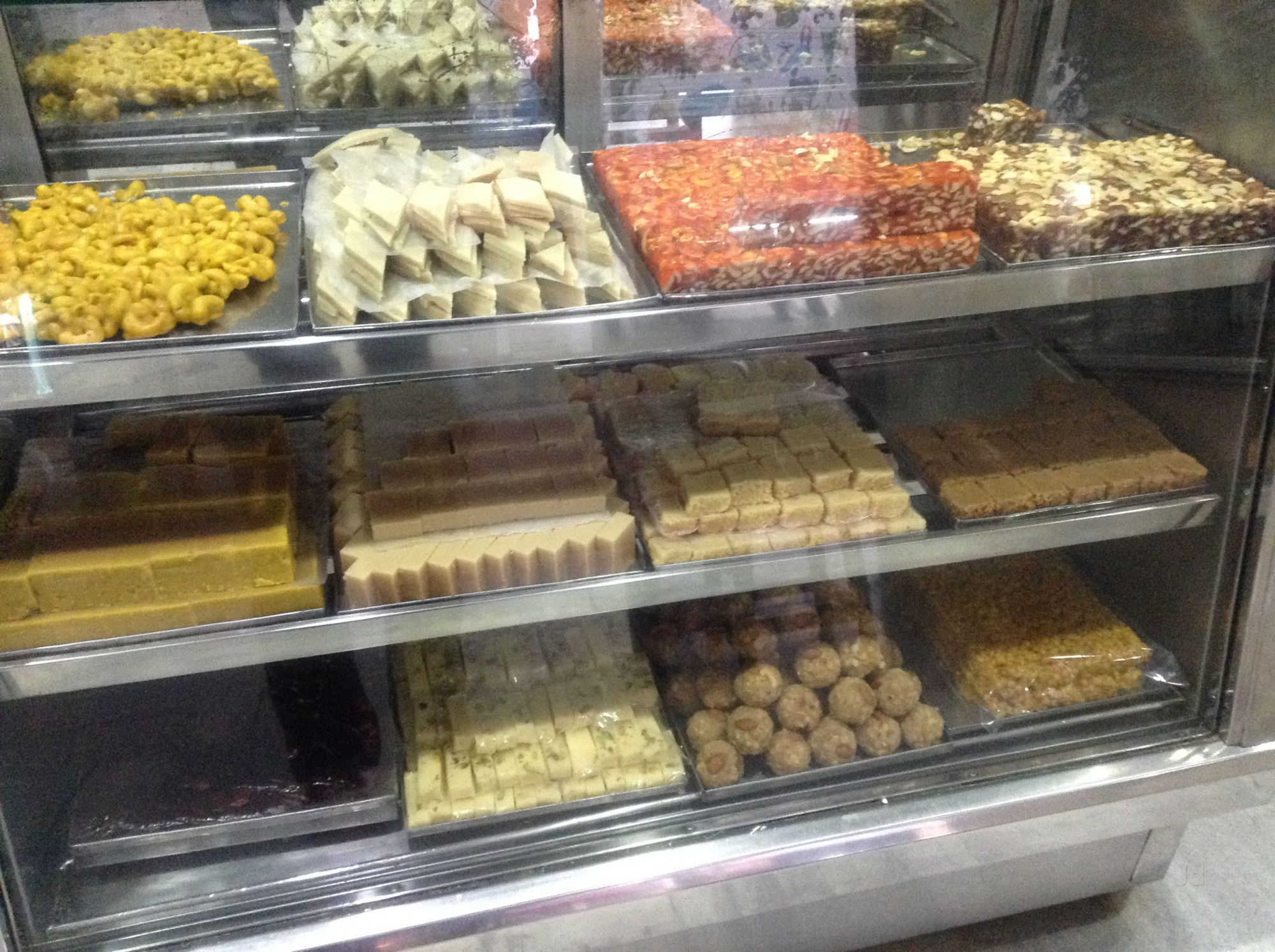 Ravi Sweets & Cool Drinks, Prakasaraopeta, Visakhapatnam - Sweet ...