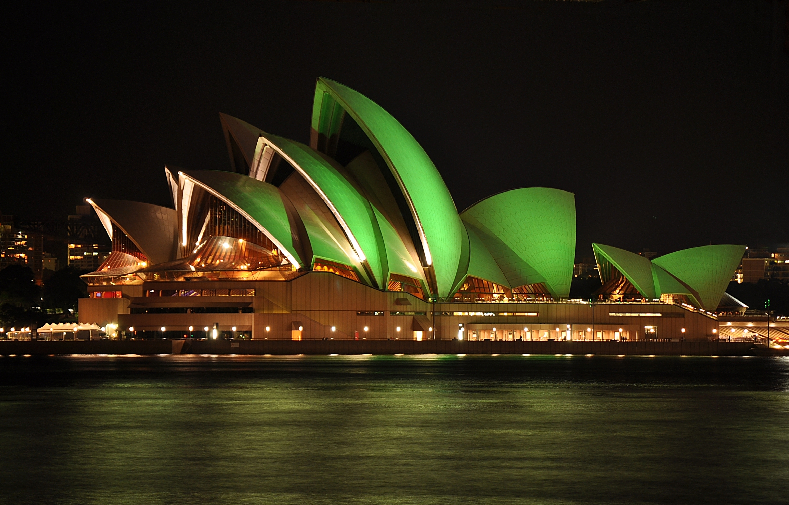 Sydney Opera House Goes Green for St. Patrick's Day - Sydney