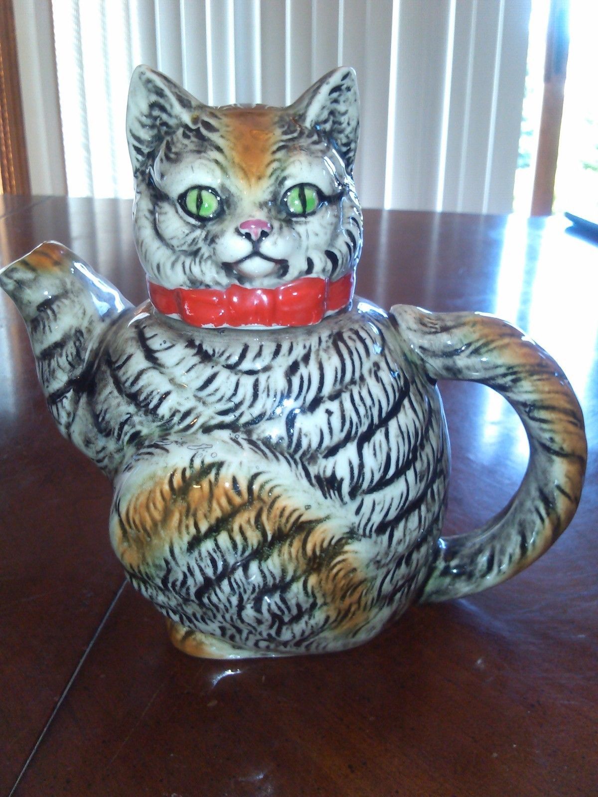 Antique Evil Looking Tabby Cat Tea Pot Ručně malované Vintage ...