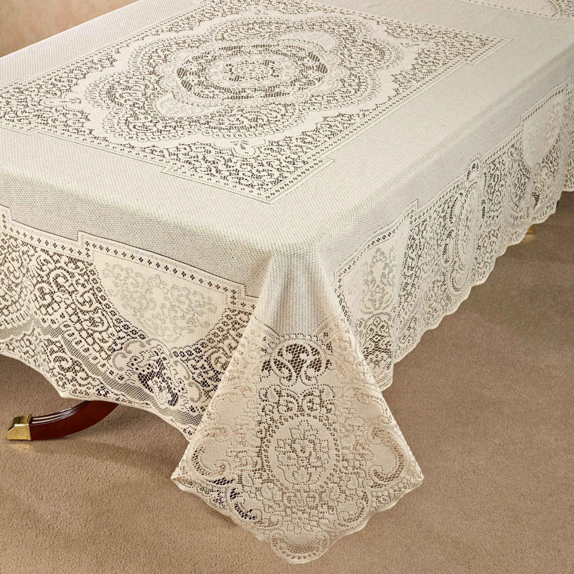 Canterbury Classic Lace Oblong Tablecloth