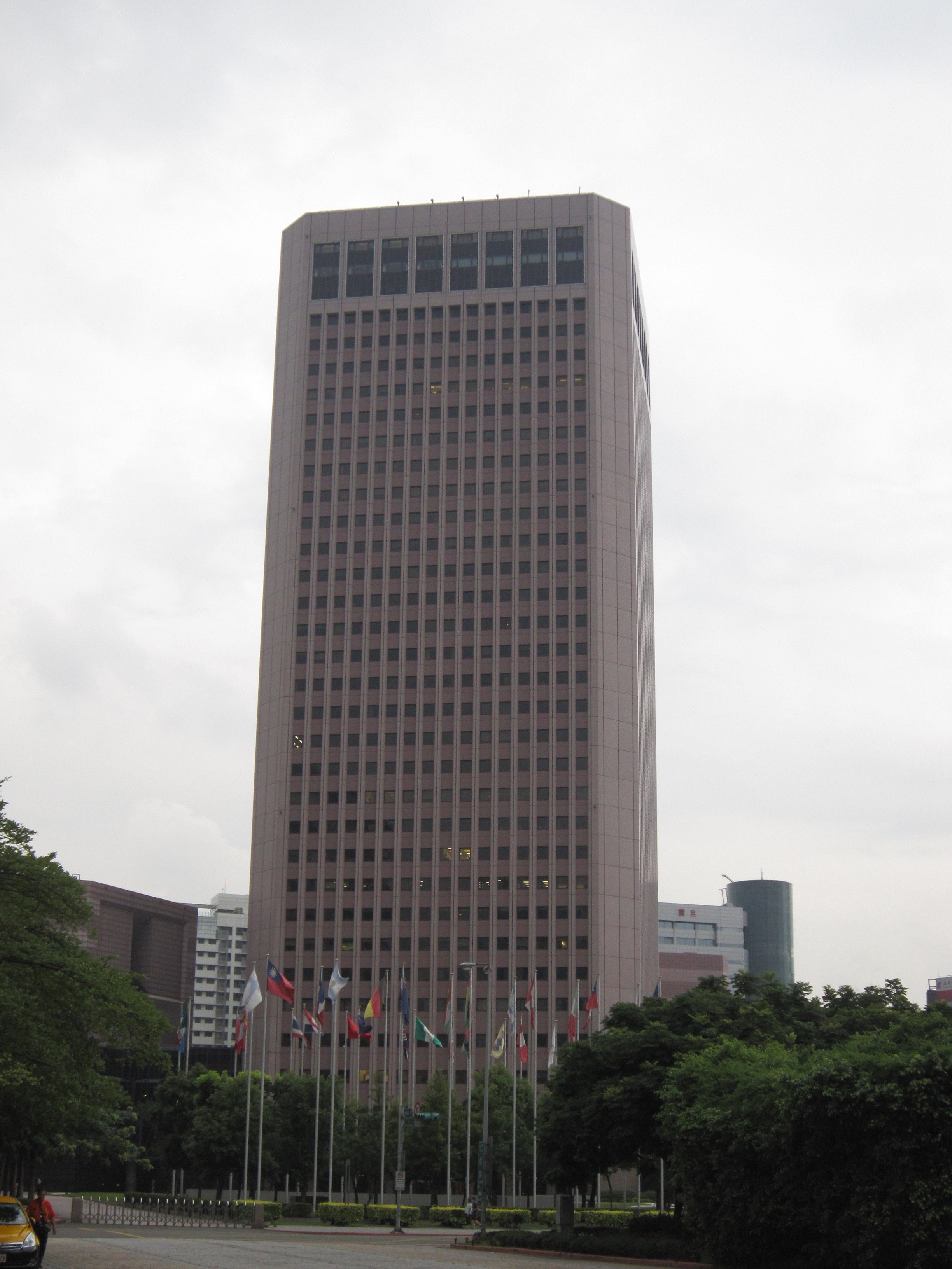 File:Taipei World Trade Center International Trade Building 20110709 ...