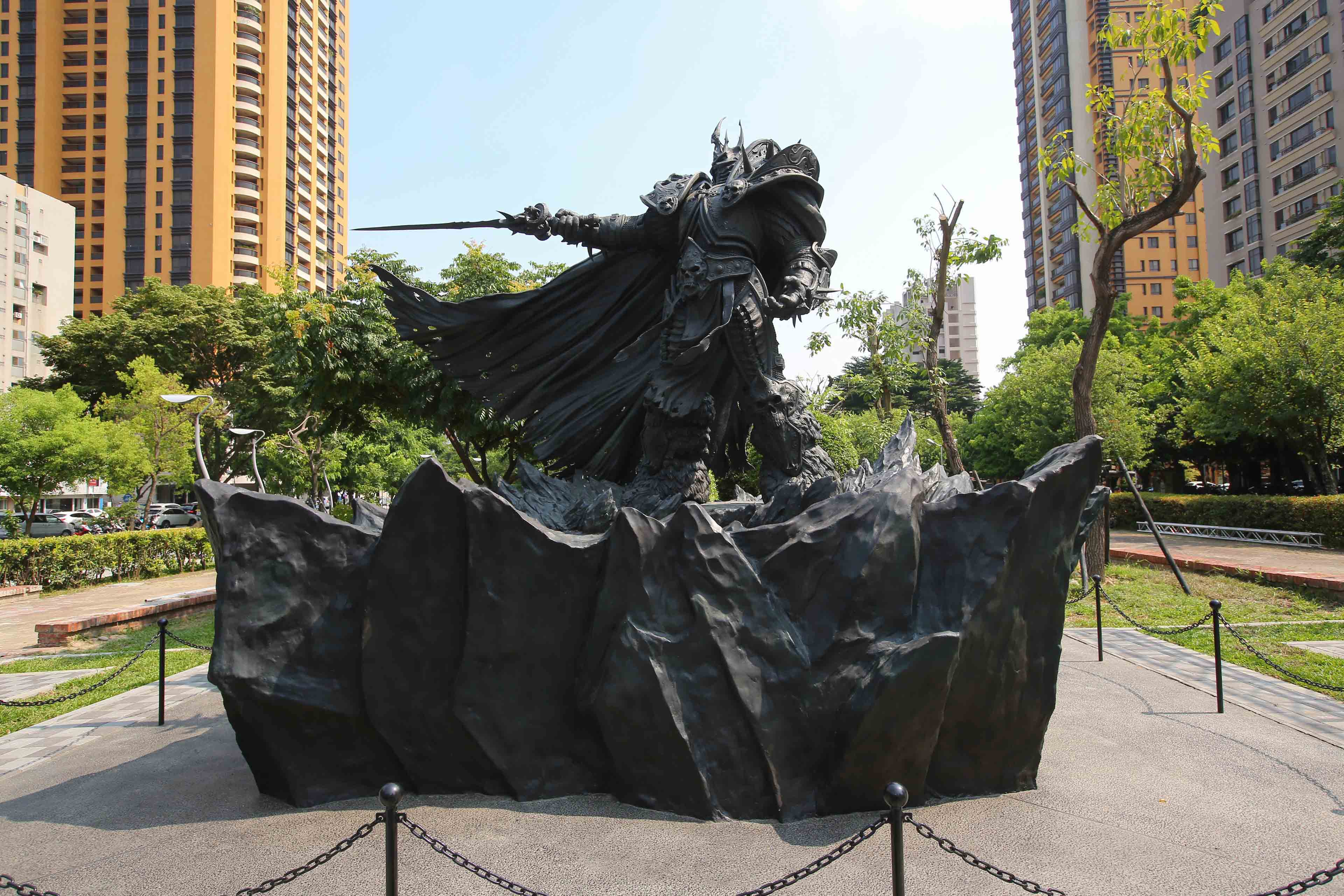 A King is Born in Taiwan – Unveiling the Arthas Statue - Heroes of ...
