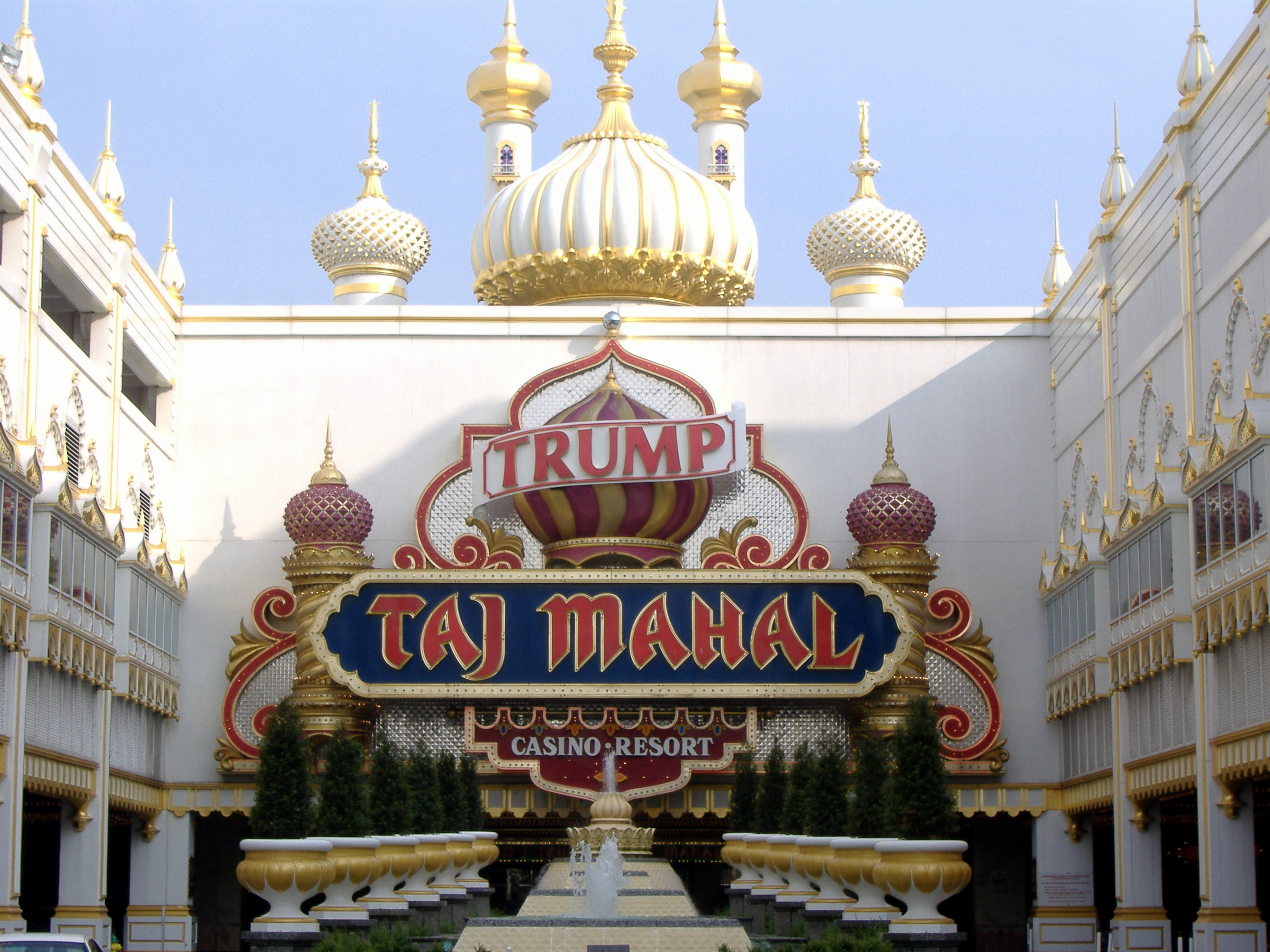 Trump Taj Mahal Faces Mid-November Closure in Atlantic City