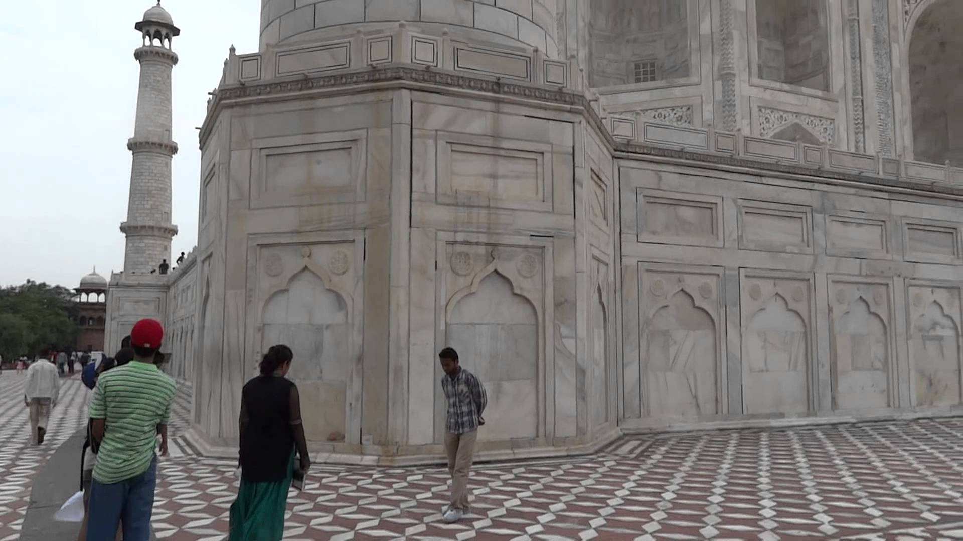 The Taj Mahal Up Close In HD - YouTube