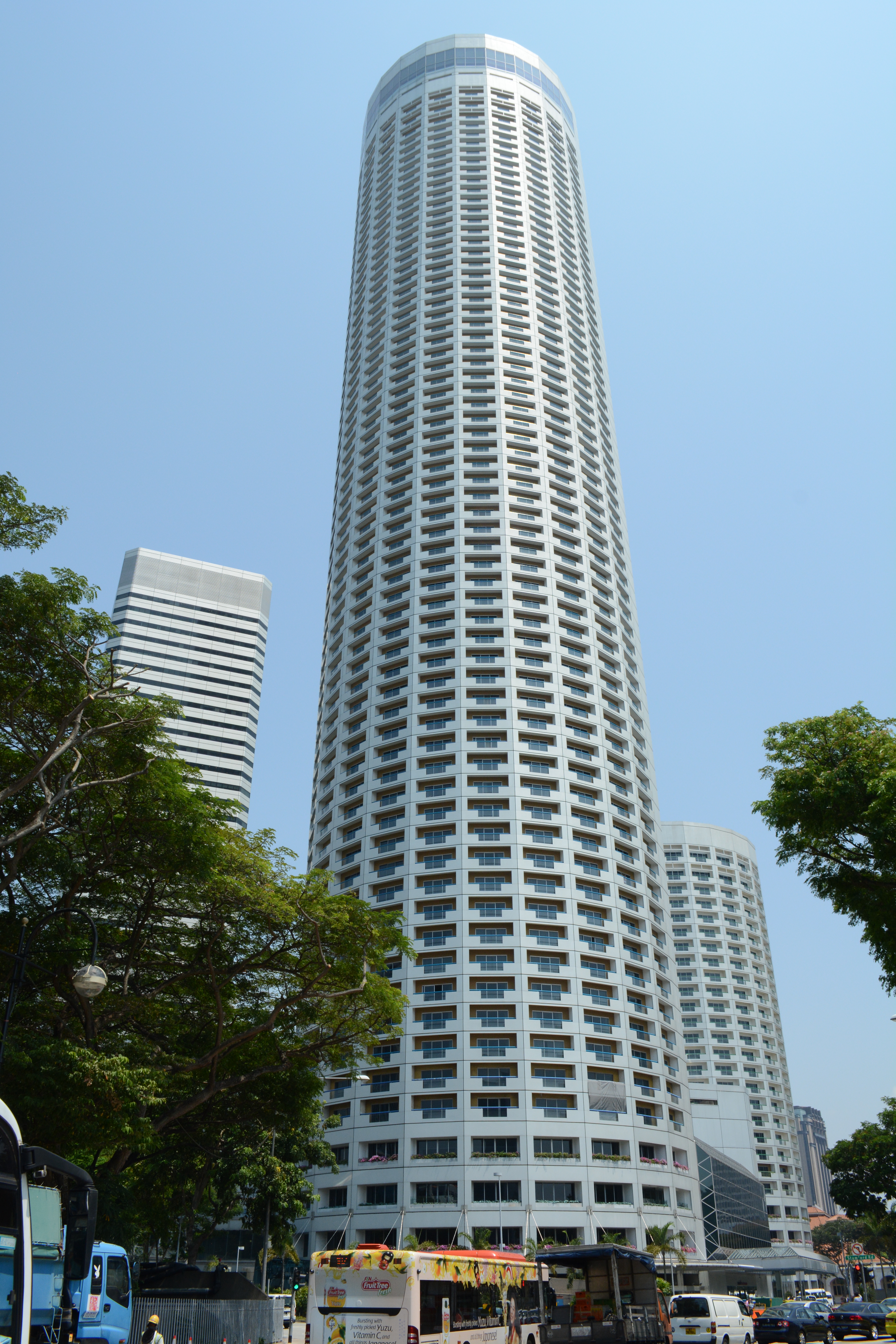 Now That's a Tall Building – Heidi's Adventures