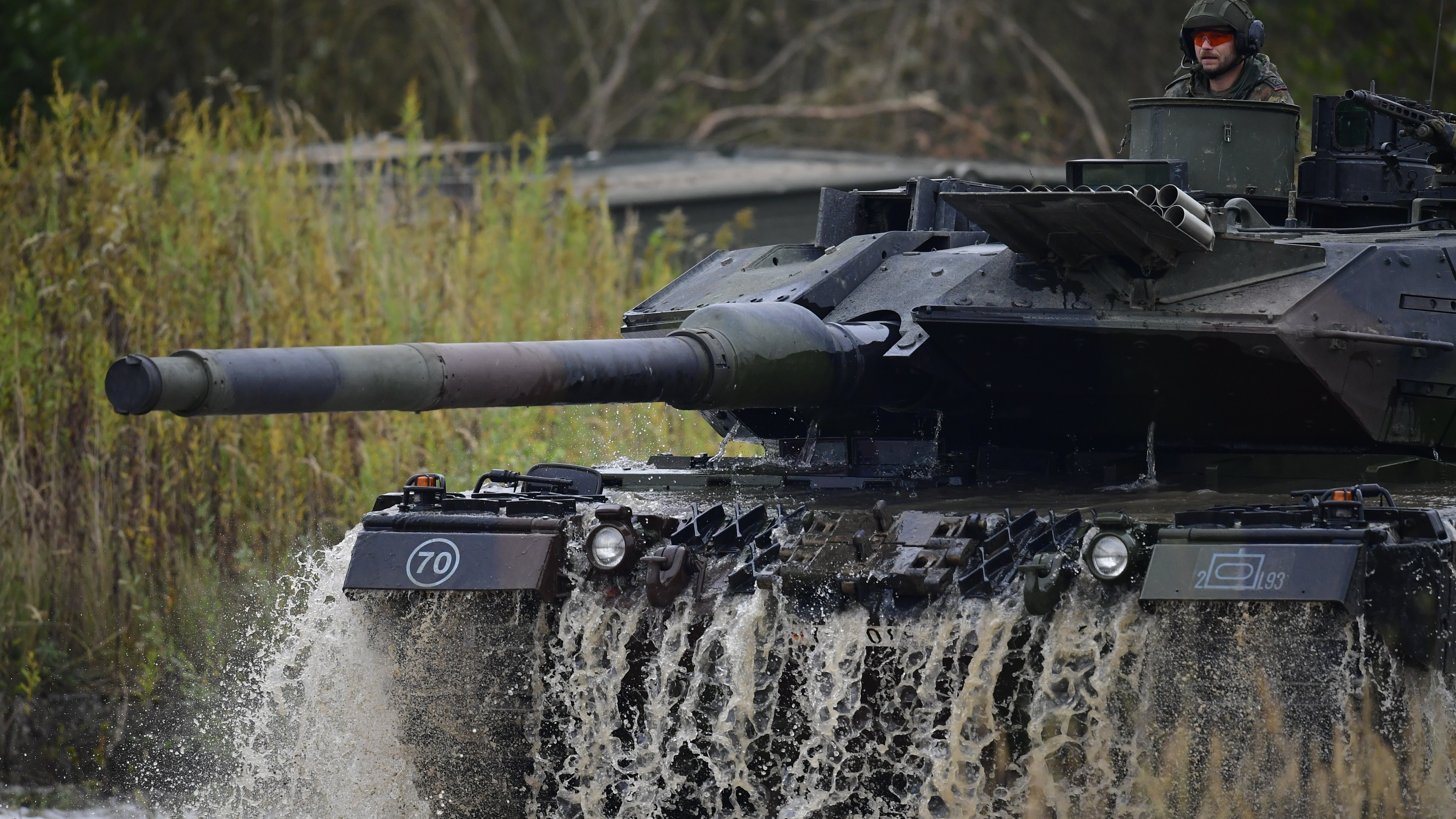 Singapore denies acquisition of new Leopard tank variant