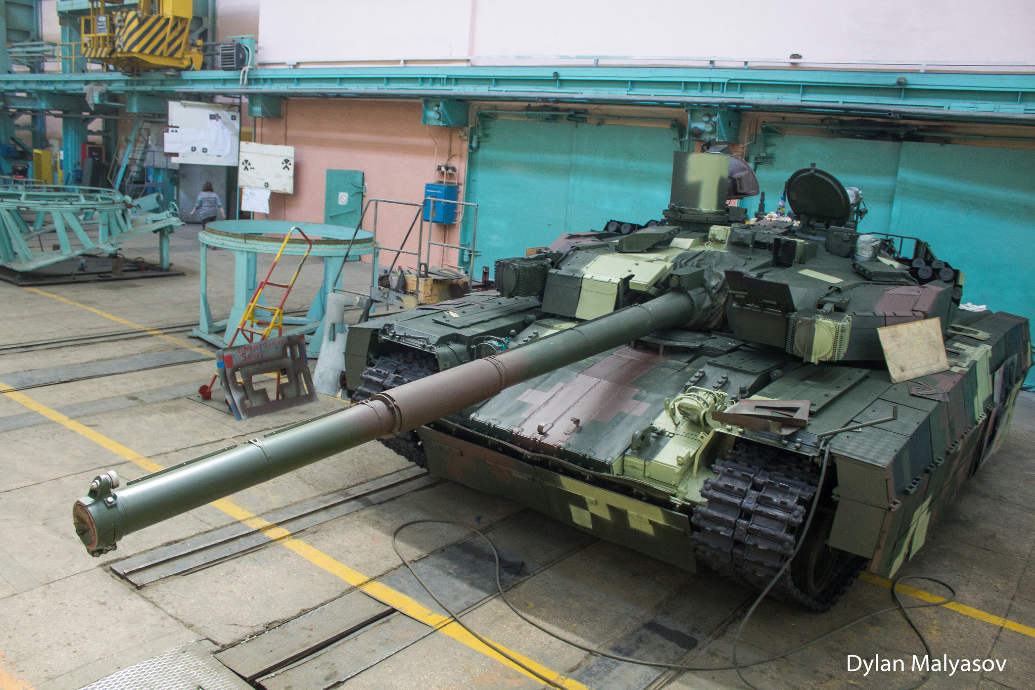 US reaches deal with Ukraine to supply one Oplot main battle tank ...
