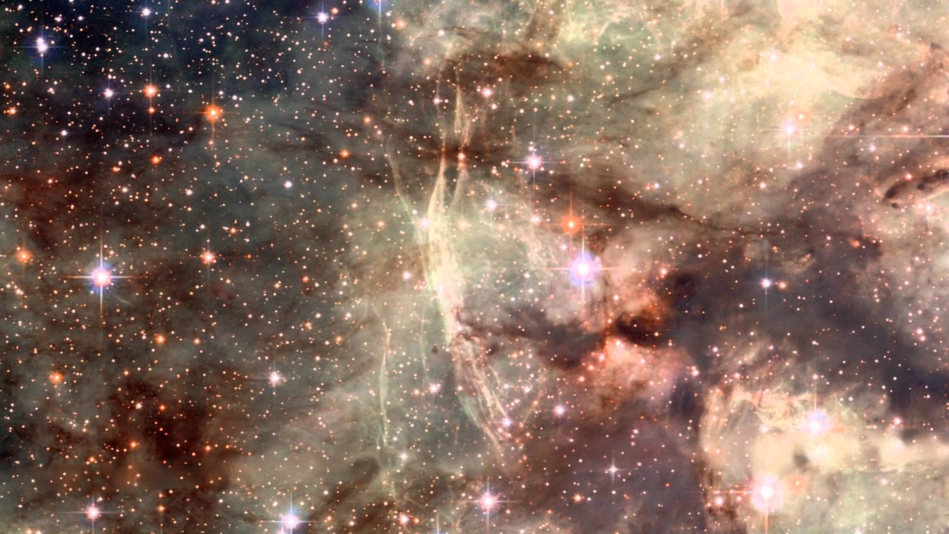 Hubble Spies On The Tarantula Nebula - YouTube