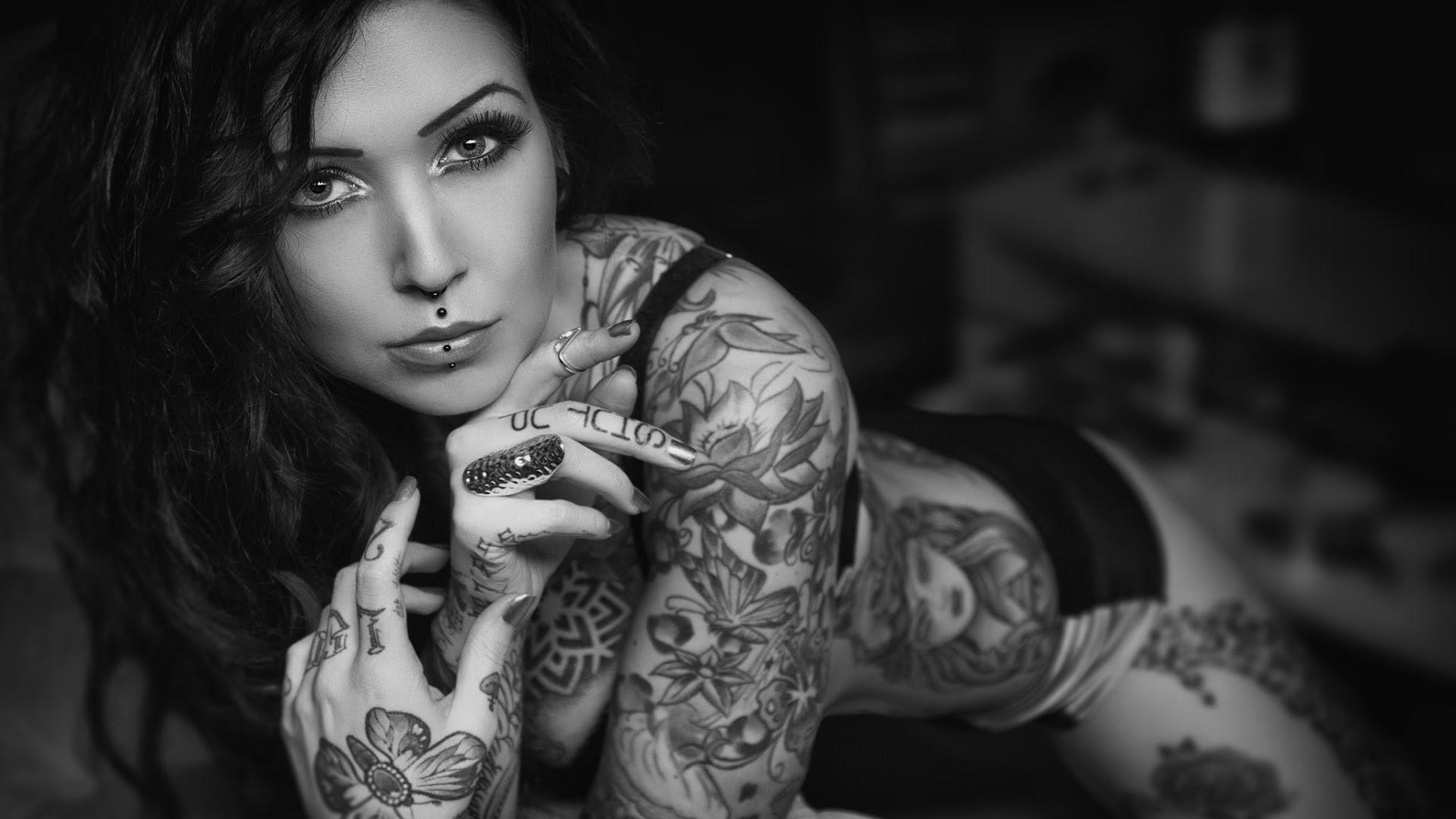 Tattoo Girl Wallpaper Group with 56 items