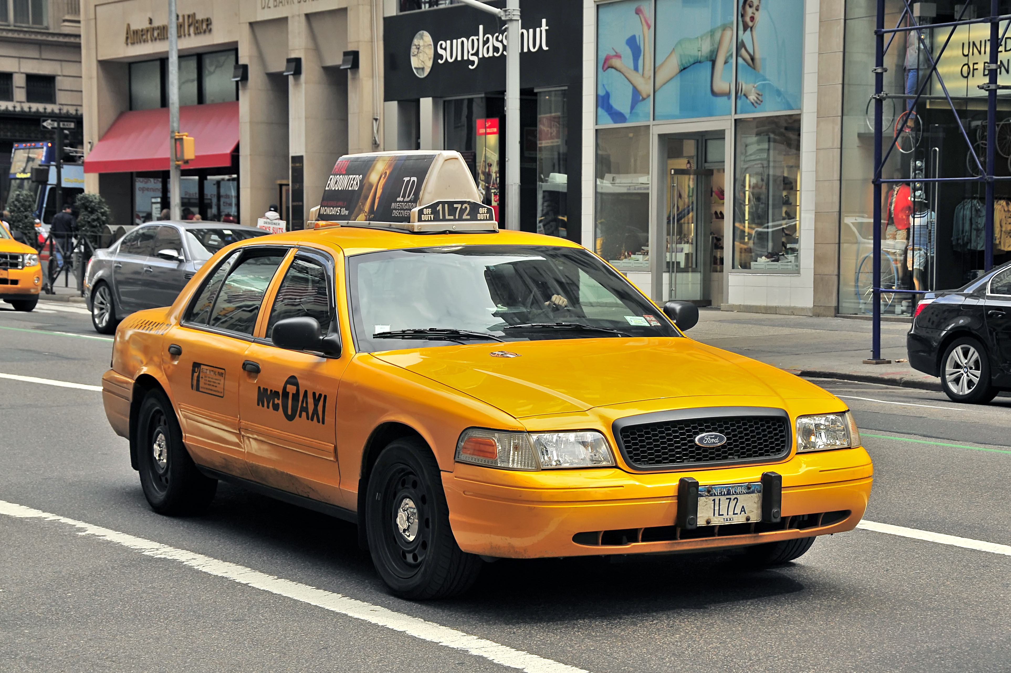 Таксим арбат. Шевроле такси в Америке марка. Такси Нью Йорка 2021. Такси КЭБ Нью Йорк.