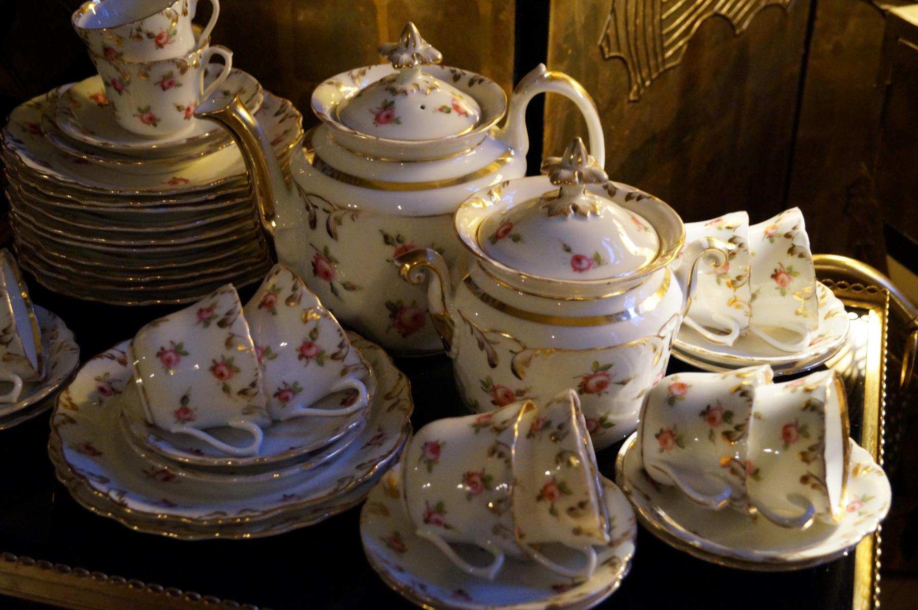 Antique French Old Paris Complete Tea Service for sale at Pamono