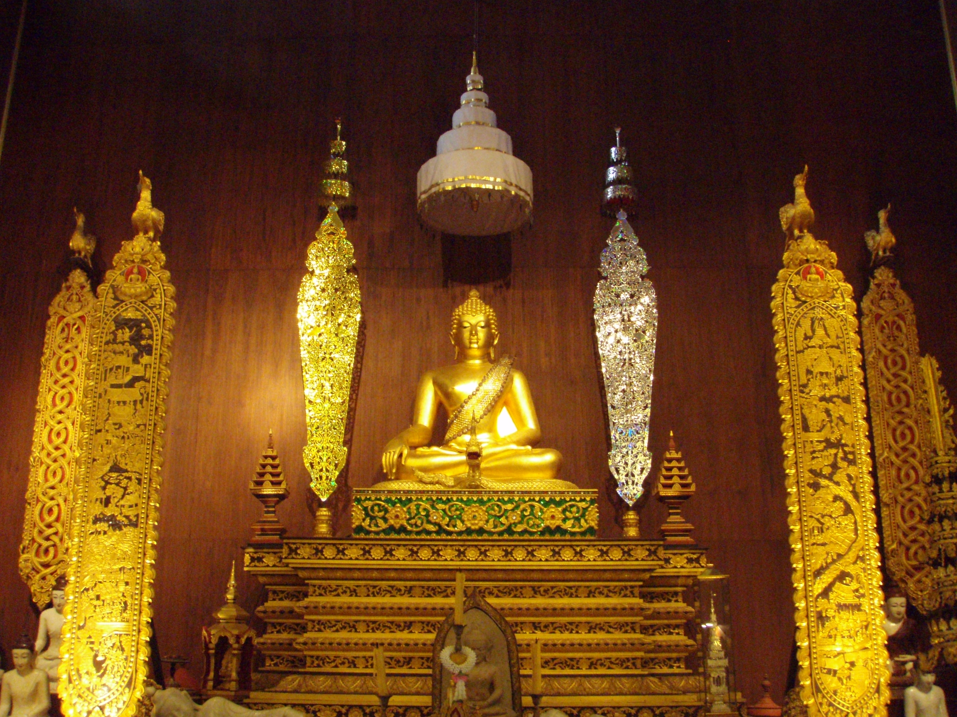 Wat Phra Kaew (Temple of the Emerald Buddha) in Chiang Rai, Thailand ...