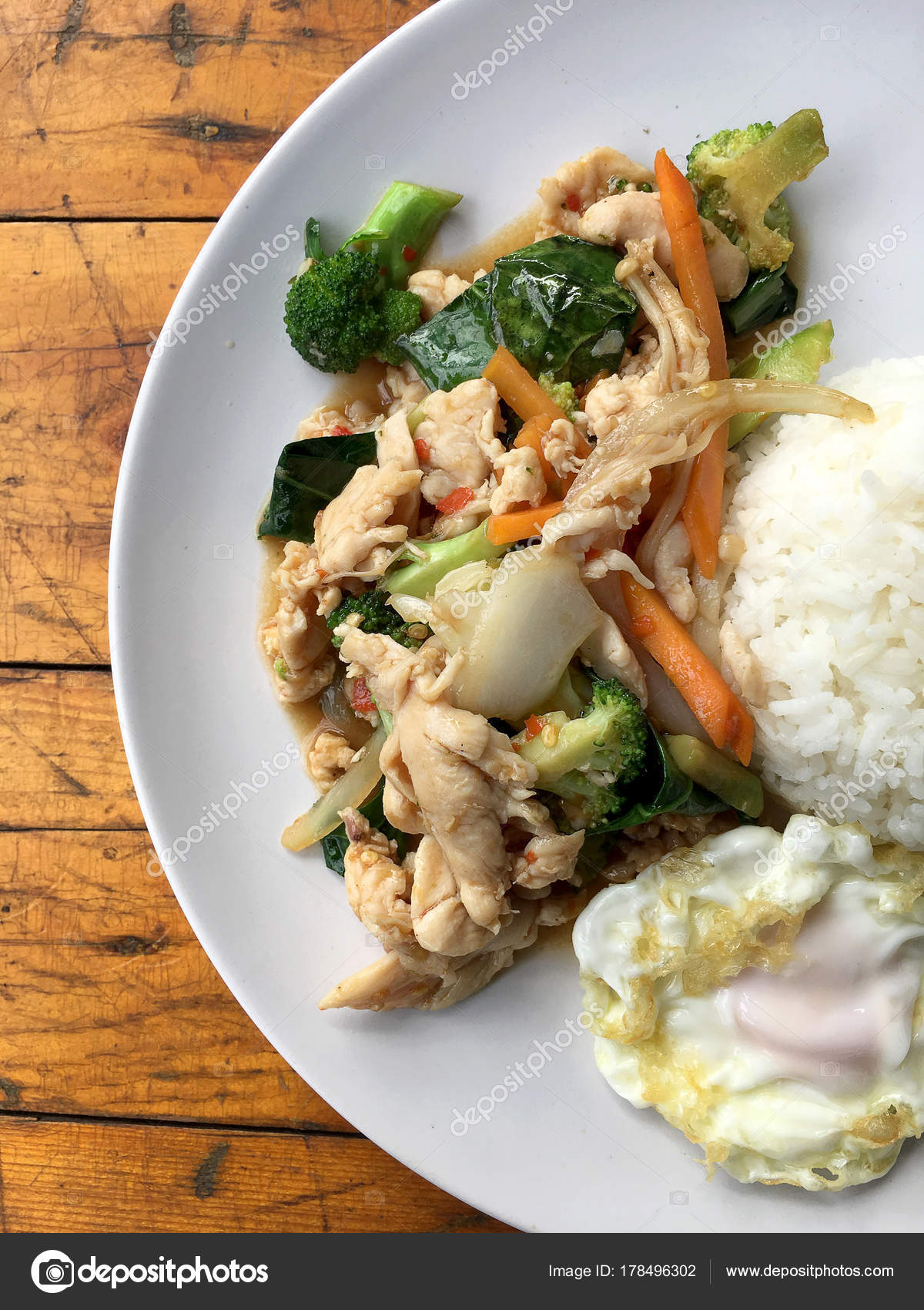 Stir Fried Chicken Mixed Vegetables Fried Egg Thai Style Rice ...