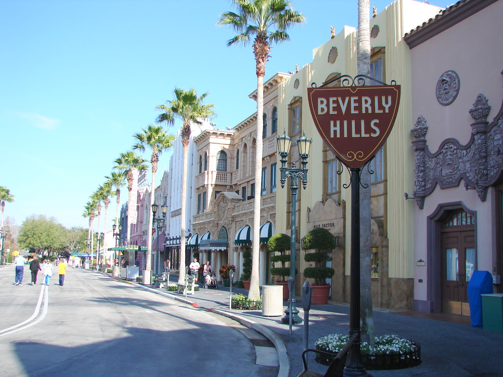 Beverly Hills Embraces Water Conservation - Canyon News