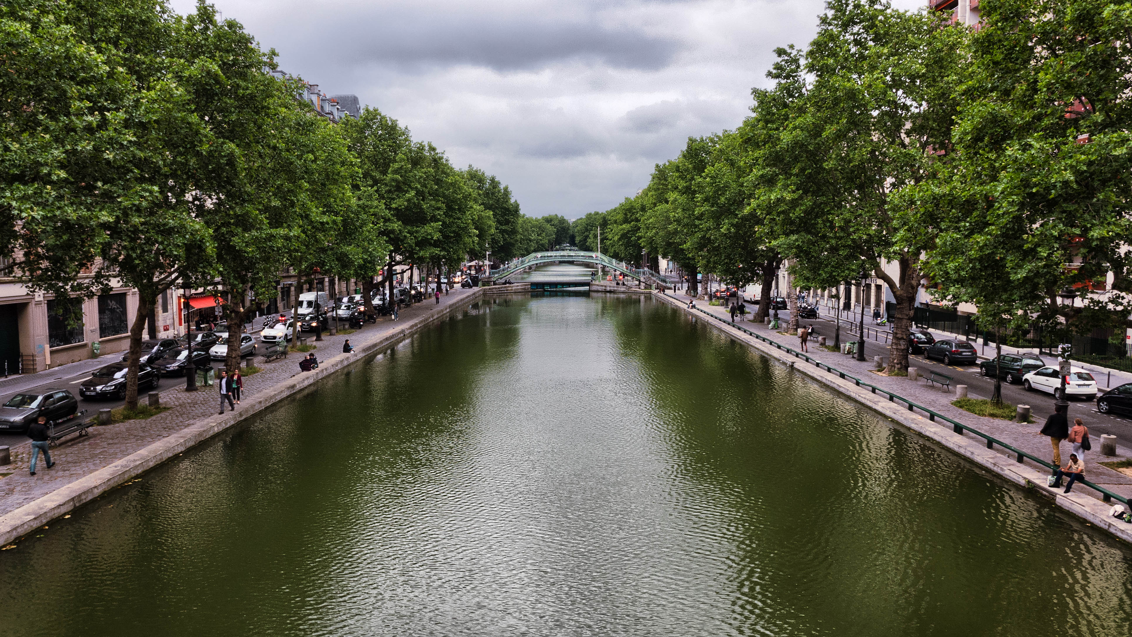 The canal saint-martin, paris photo