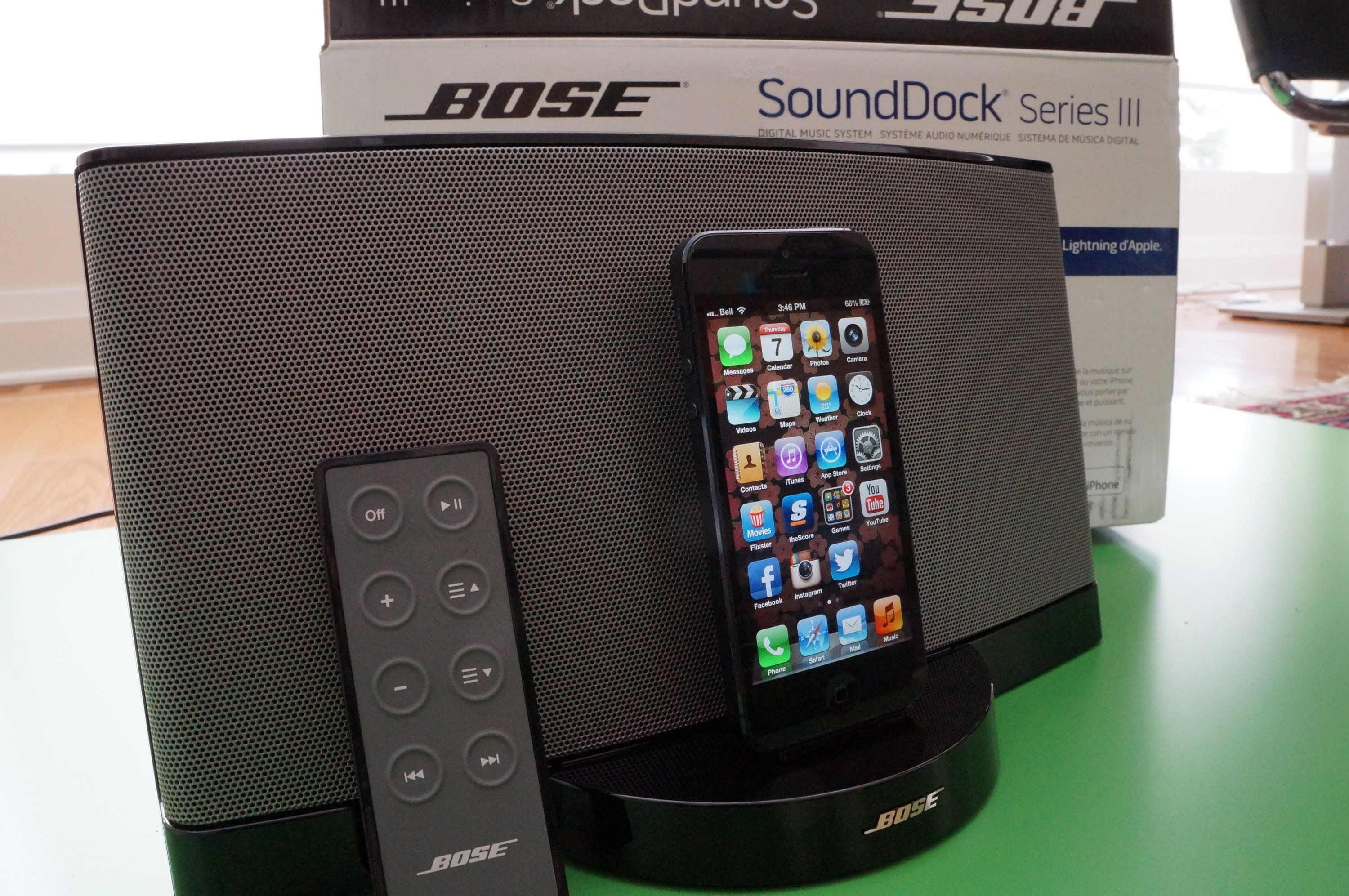 Bose Sounddock 3 REVIEW and Hands On - YouTube
