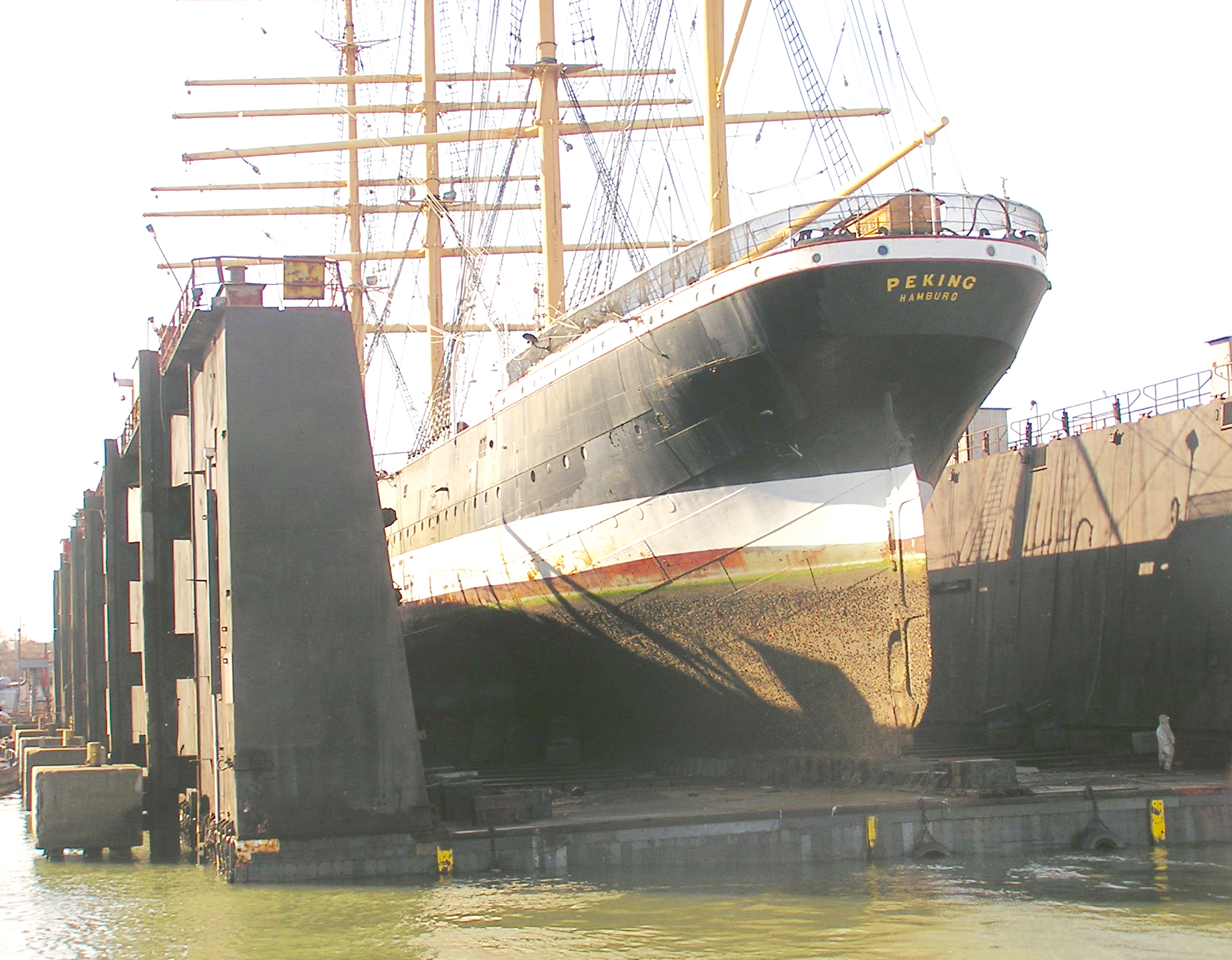 Combi Dock III and the Peking Saga 4 | tugster: a waterblog