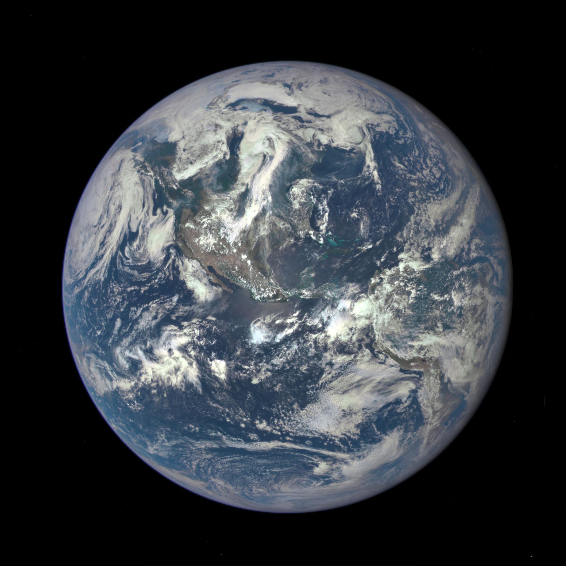 NASA's 'Blue Marbles': Pictures of Earth From 1972 to Today