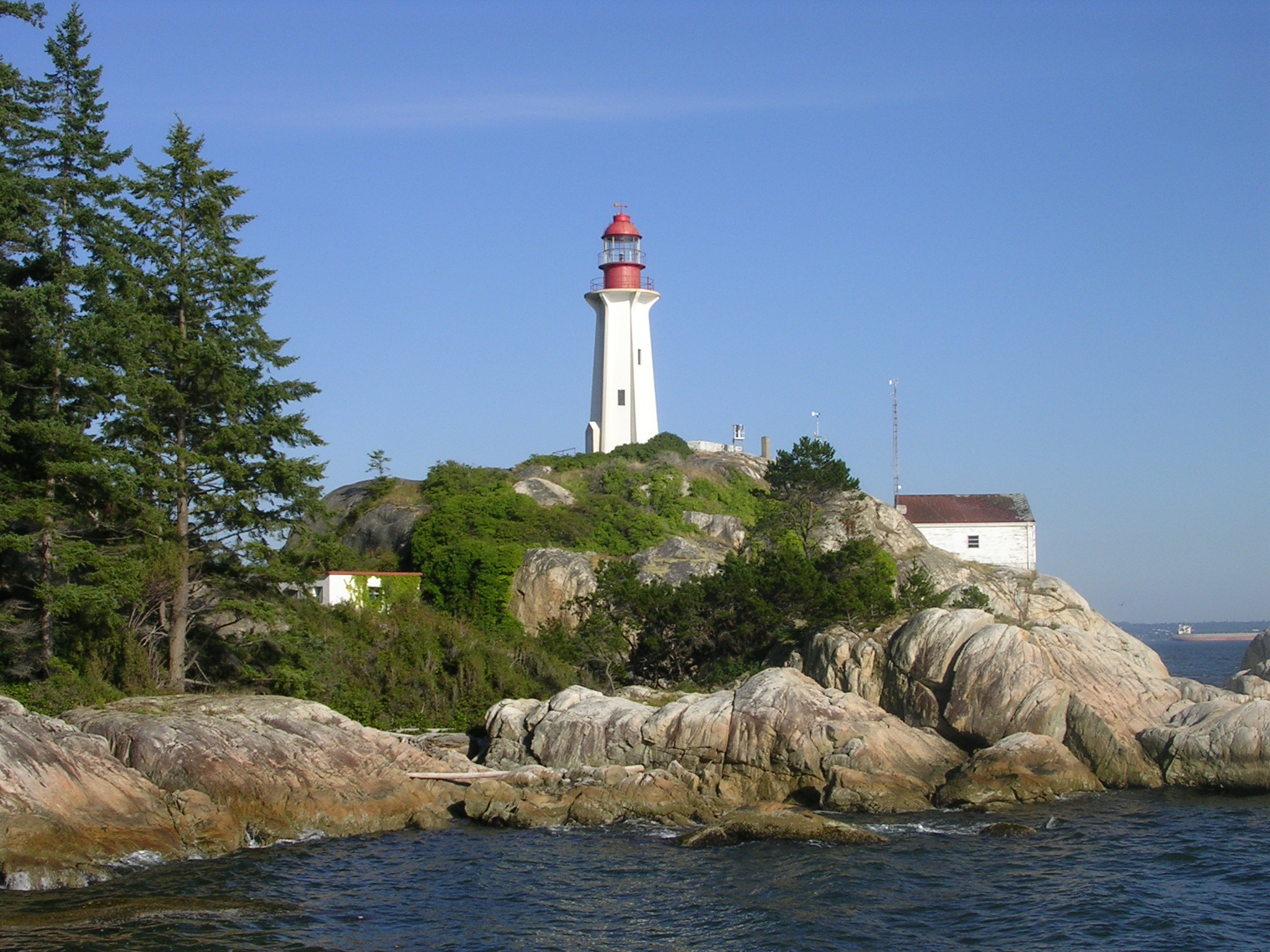File:Lighthouse Lighthouse Park.JPG - Wikimedia Commons
