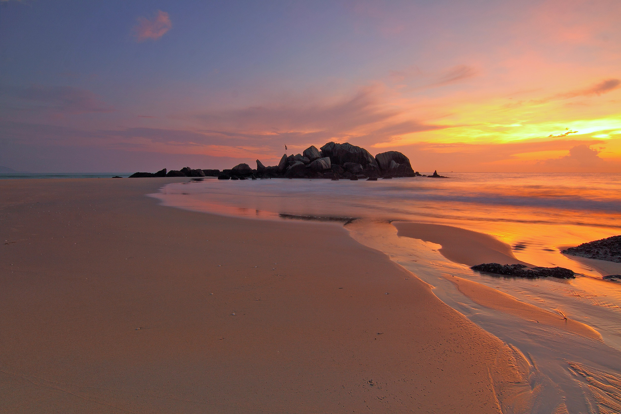 Sunset over the sandy beach image - Free stock photo - Public Domain ...