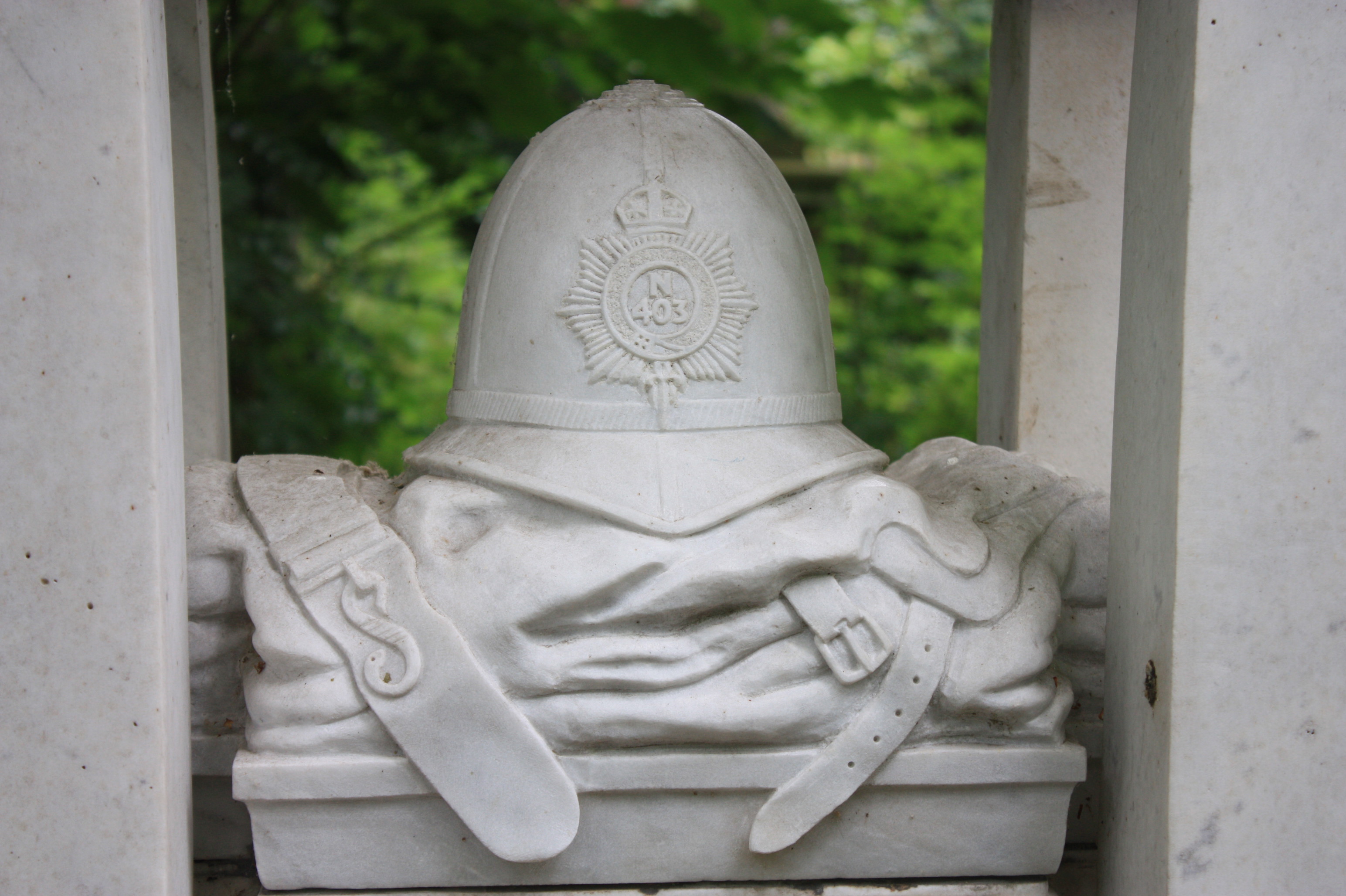 File:The sculpture on the grave of Constable William Frederick Tyler ...