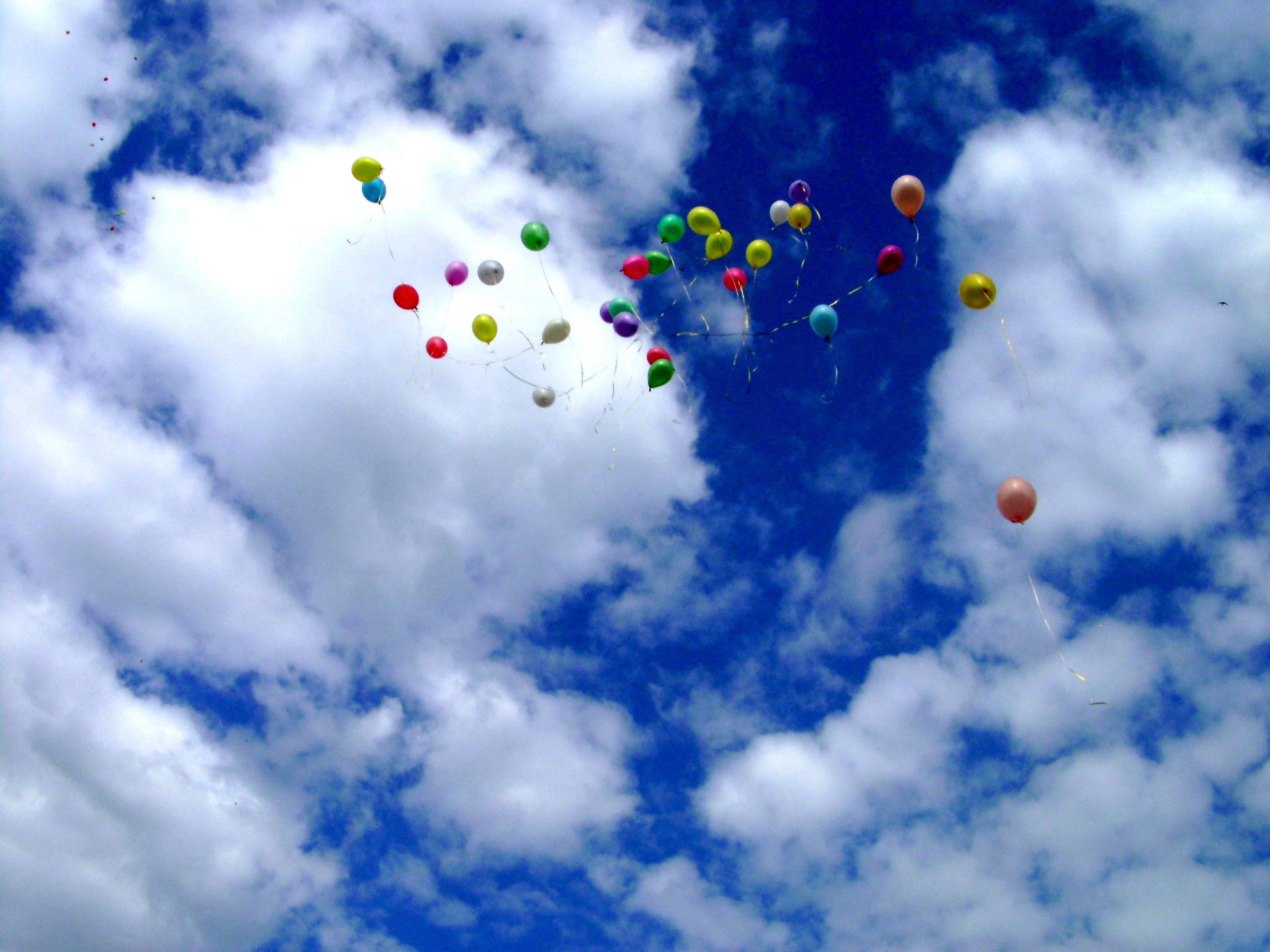 Balloons in the sky by Te-raDa on DeviantArt