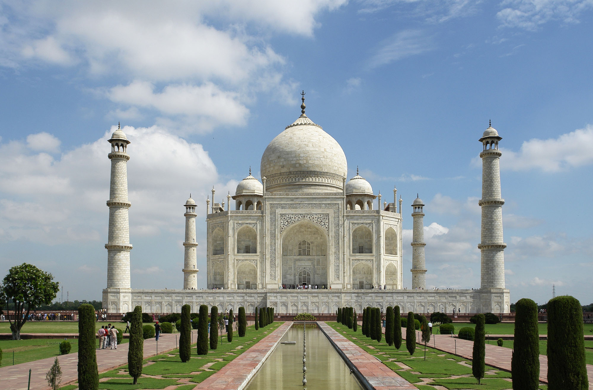 Hindu nationalists lay siege to the Taj Mahal | The Japan Times