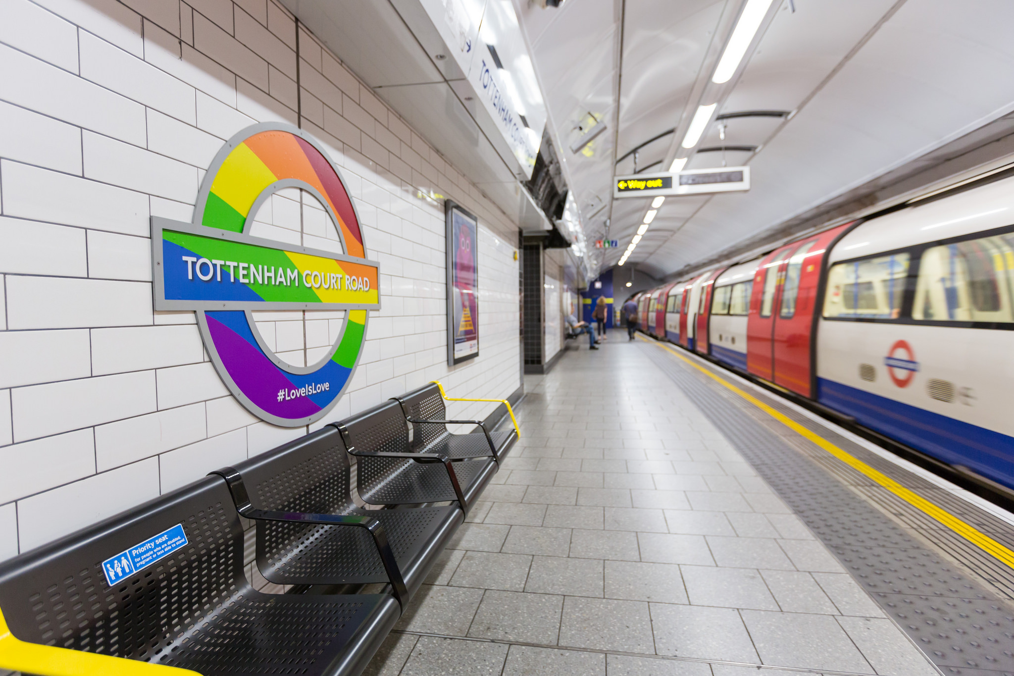 Rainbow roundel appears on the tube – IanVisits