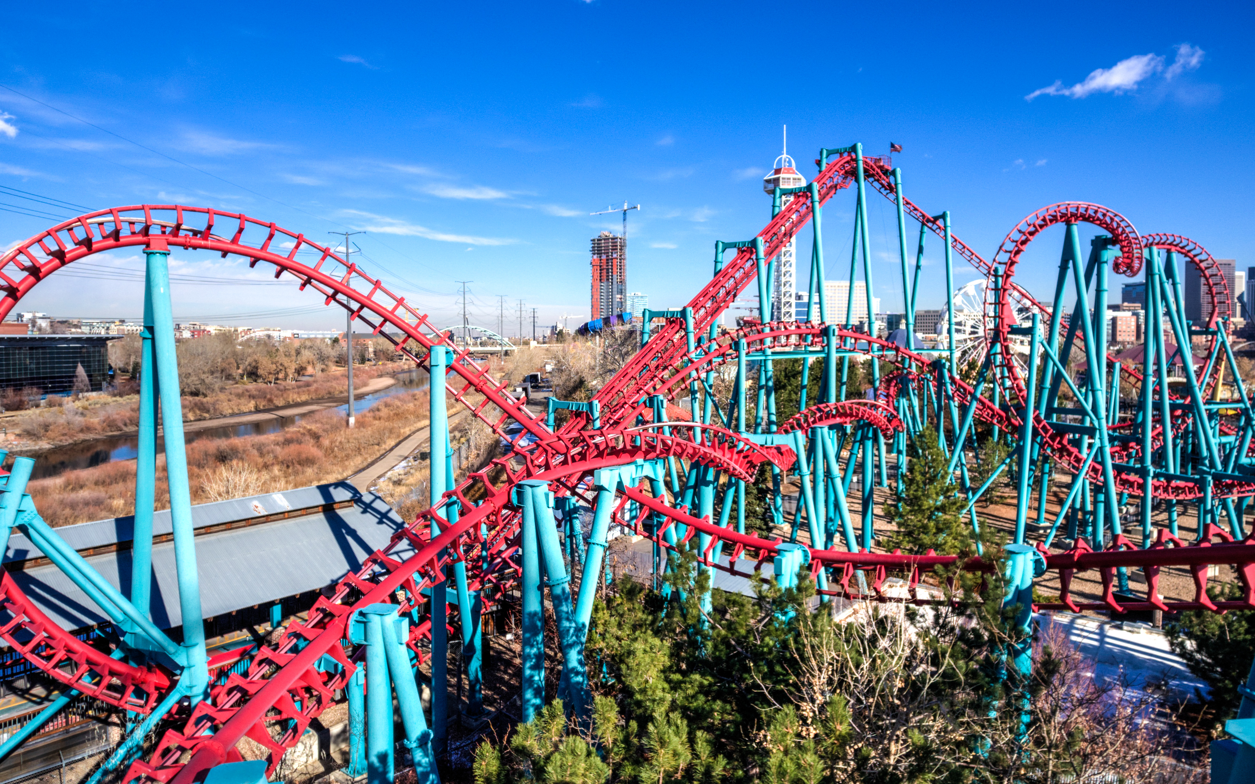 5 Colorado Theme Parks Sure to Get Your Adrenaline Pumping ...