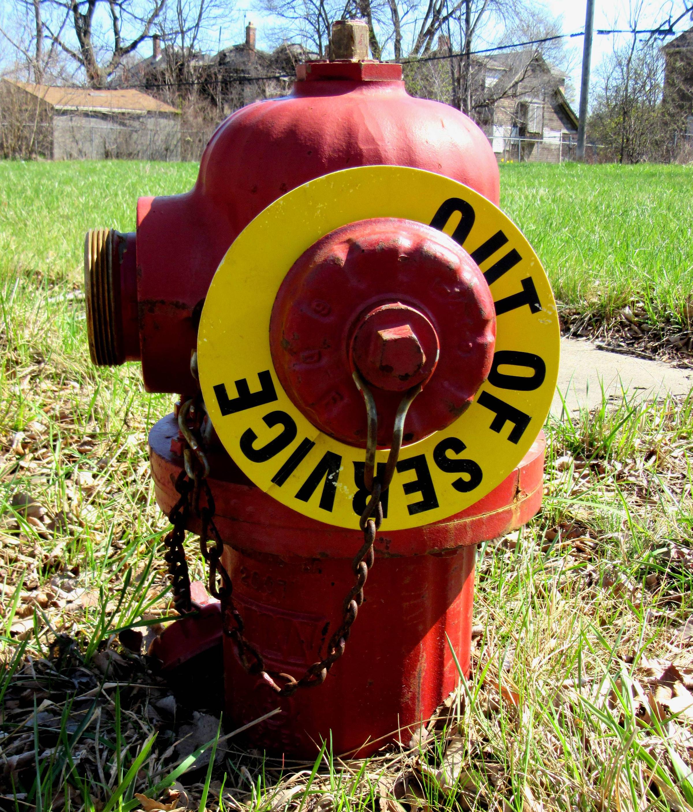 Broken fire hydrants contribute to more Detroit buildings burning ...