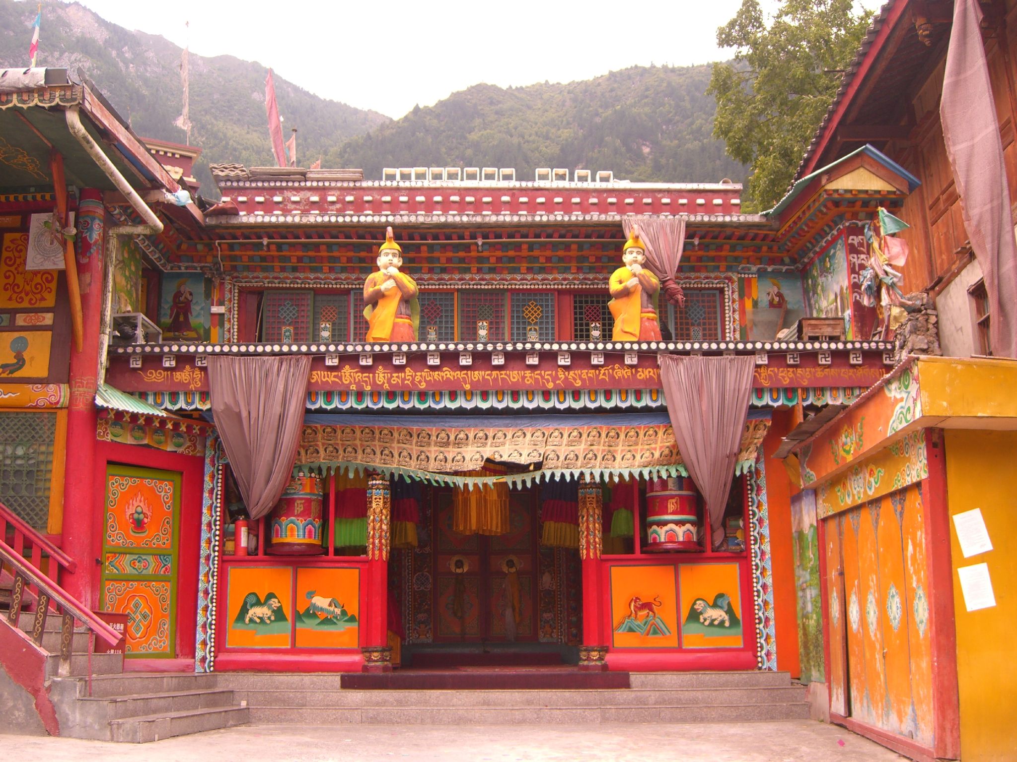 File:Temple - Shuzheng Tibetan Village.jpg - Wikimedia Commons