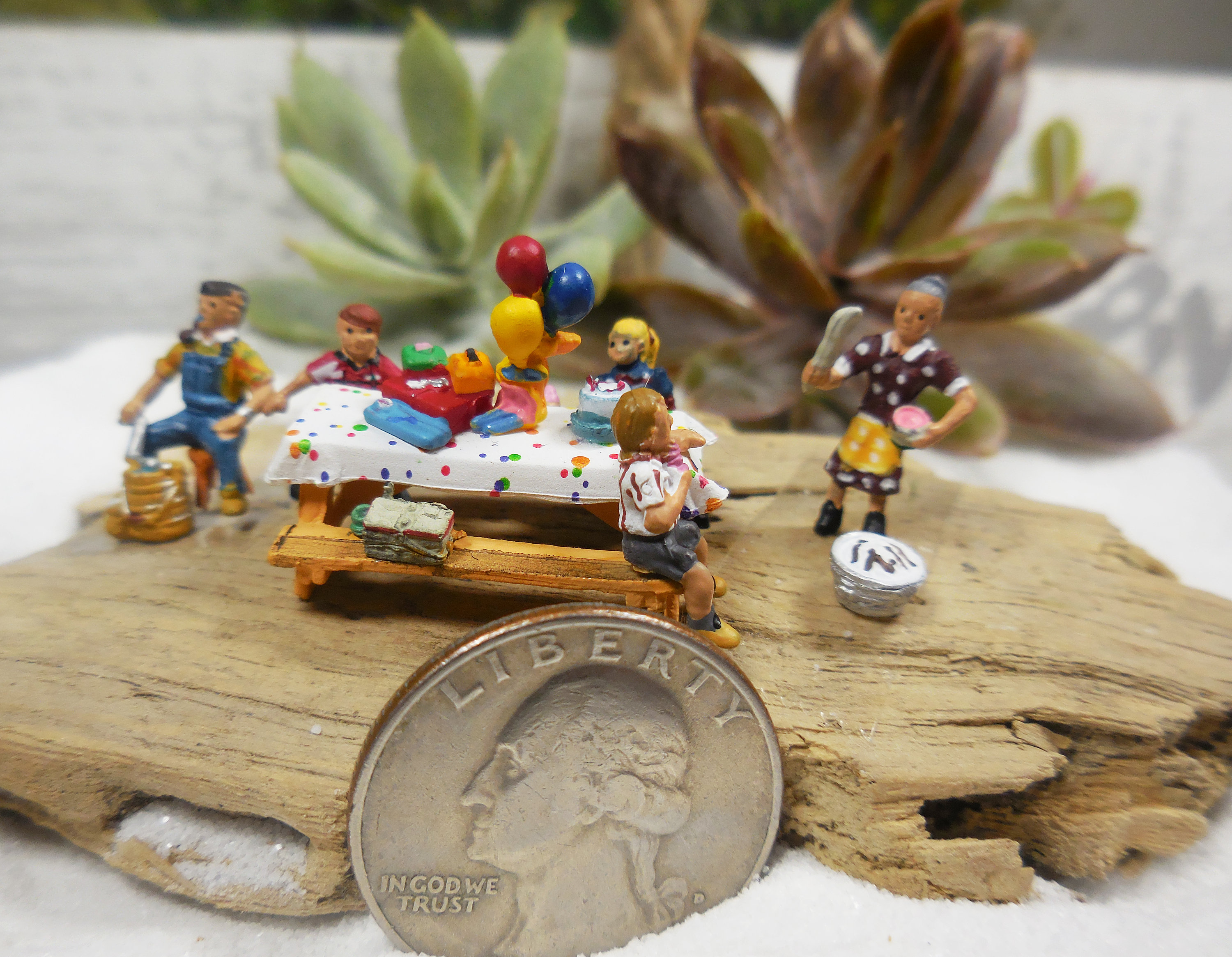 Terrarium Supply Micro Figurines Birthday Party ~ Miniature HO Scale ...