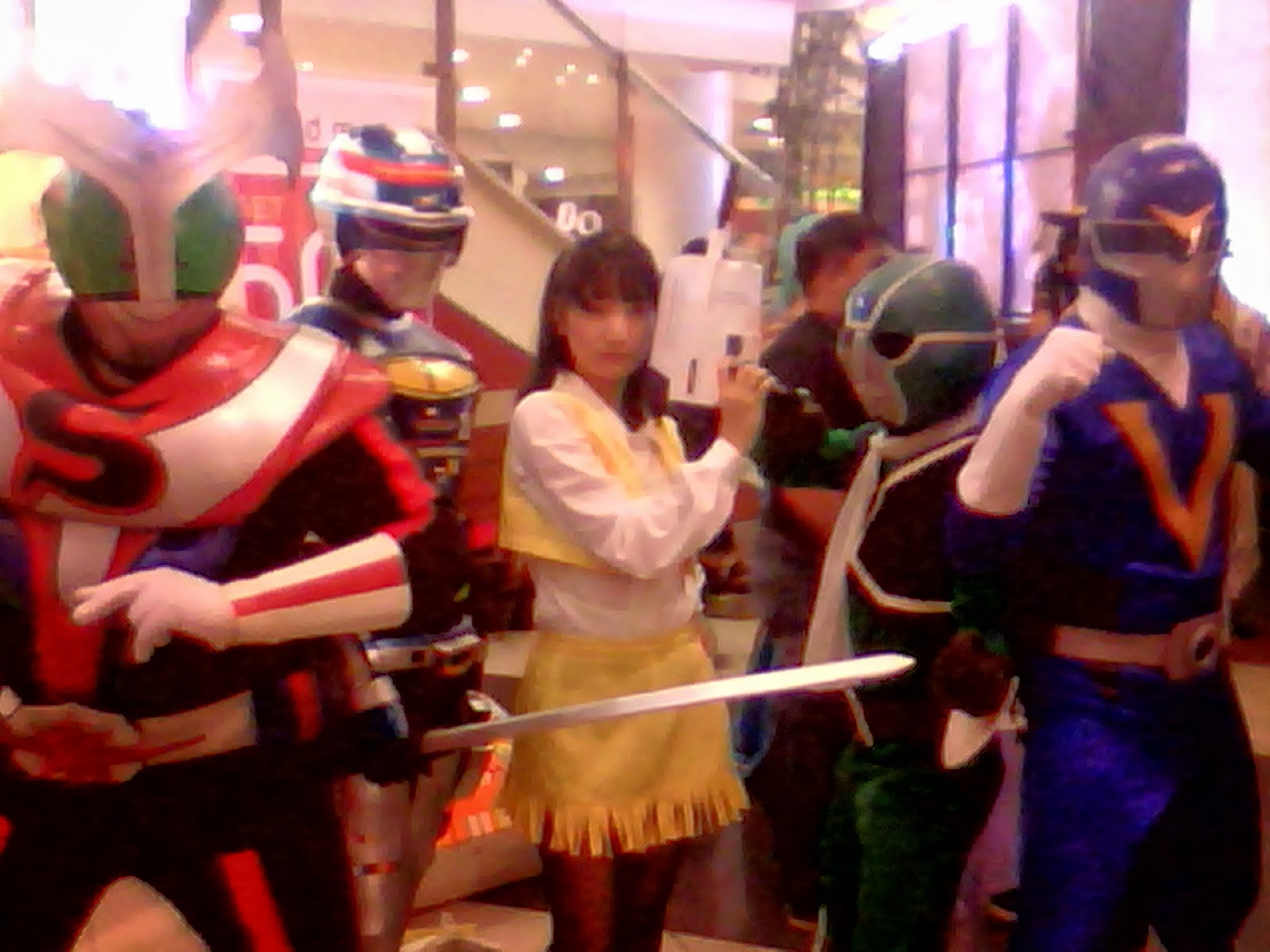 Tokusatsu Cosplayers Seen At Philippine Cosplay Convention 2013 ...