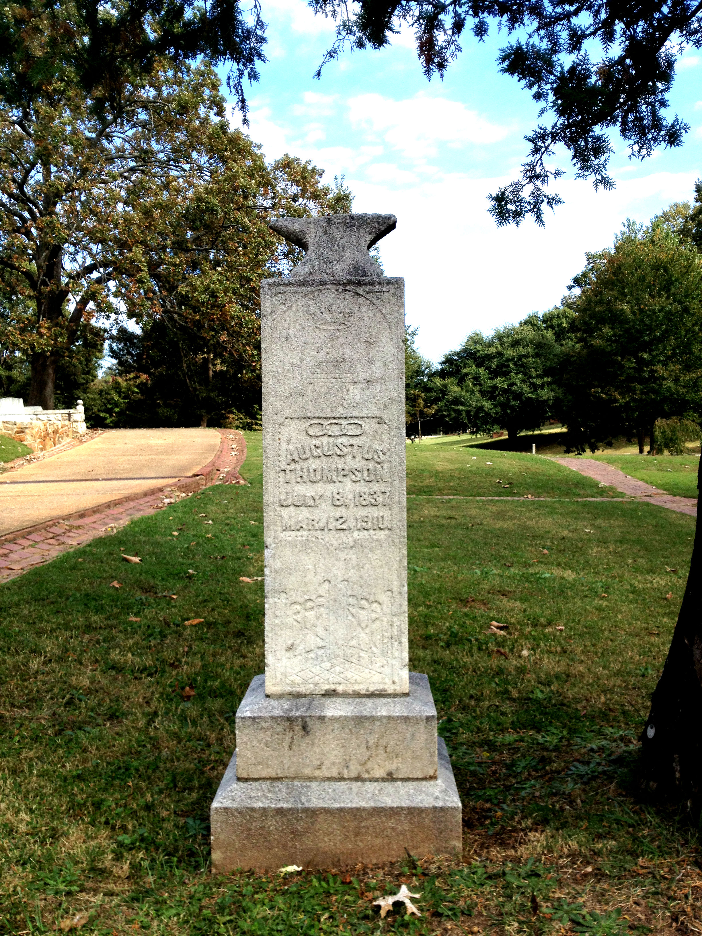 The Tombstone of Augustus Thompson - History Atlanta