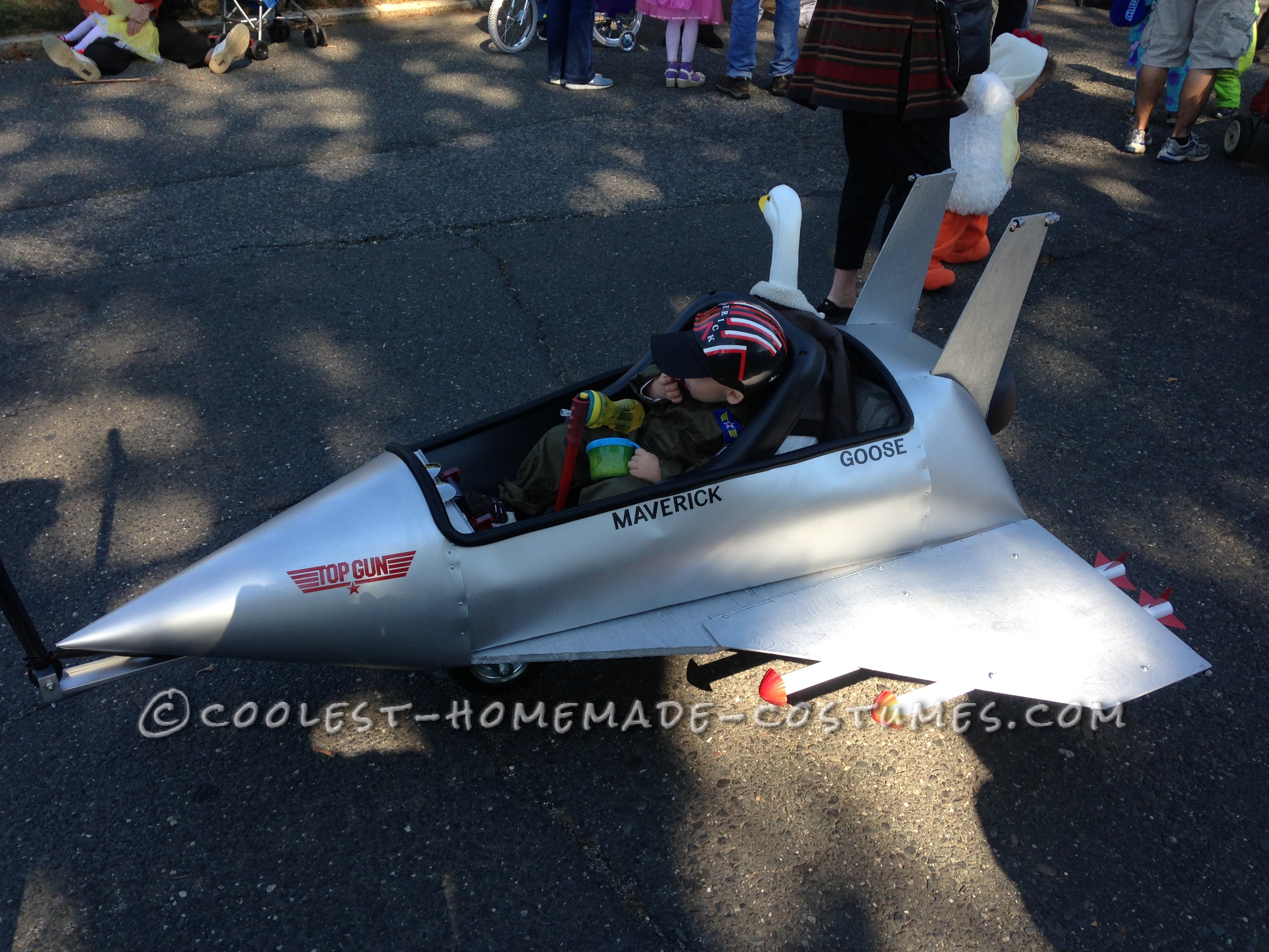 Top Gun Fighter Jet Wagon Costume | Wagon costume, Fighter jets and ...