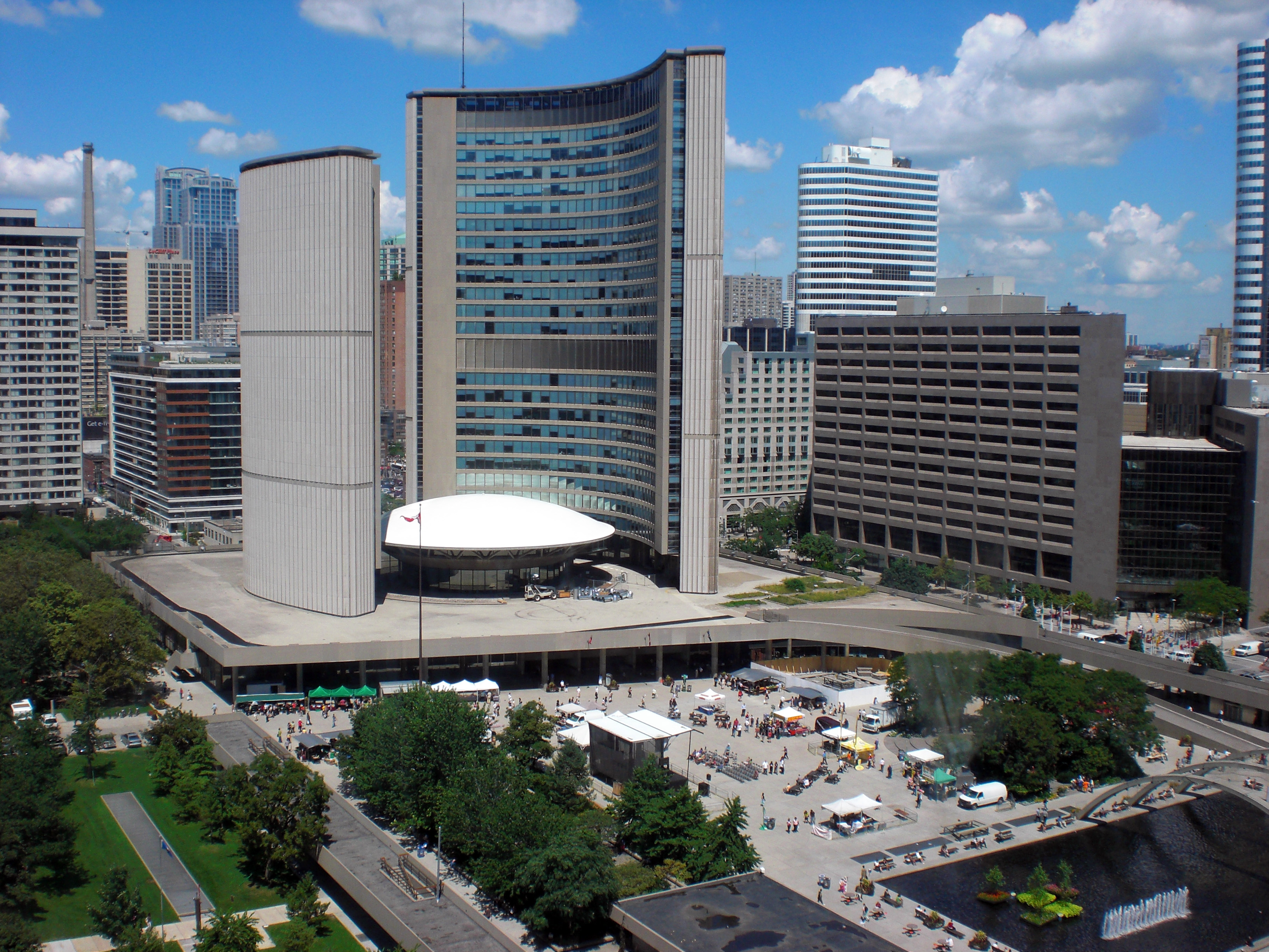 File:City Hall, Toronto, Ontario.jpg - Wikimedia Commons