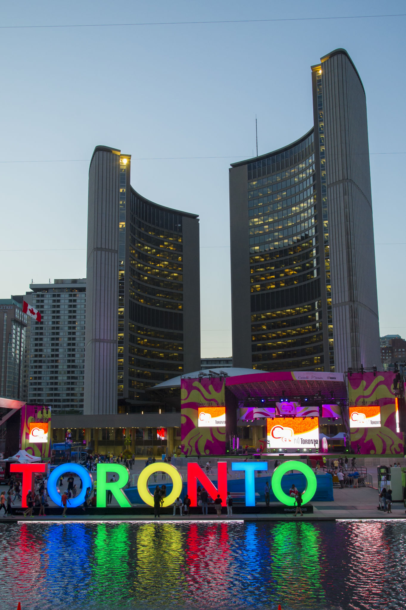 New Toronto sign proves popular at City Hall - Sign Media
