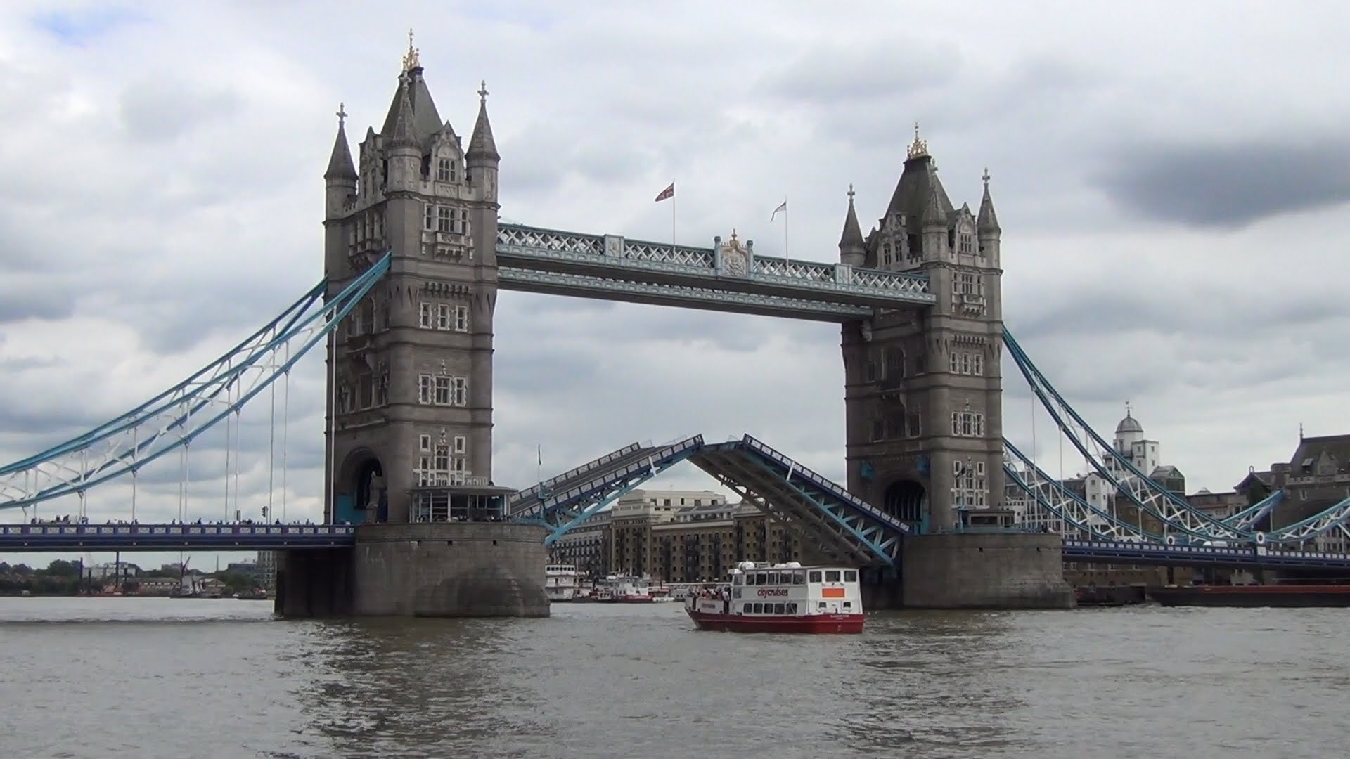 London Tower Bridge - YouTube