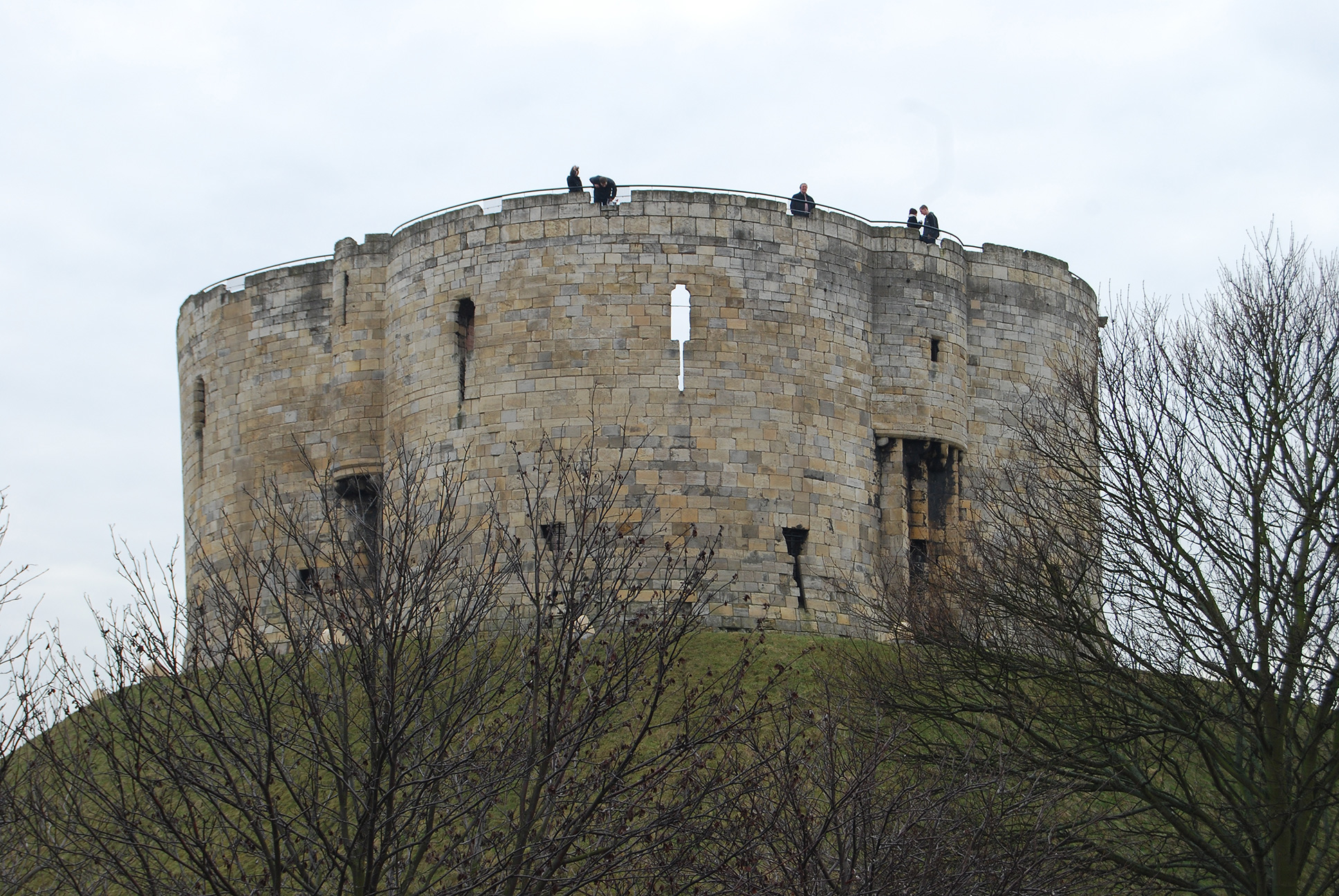 Great Castles - Legends - The Bleeding Walls of Clifford's Tower