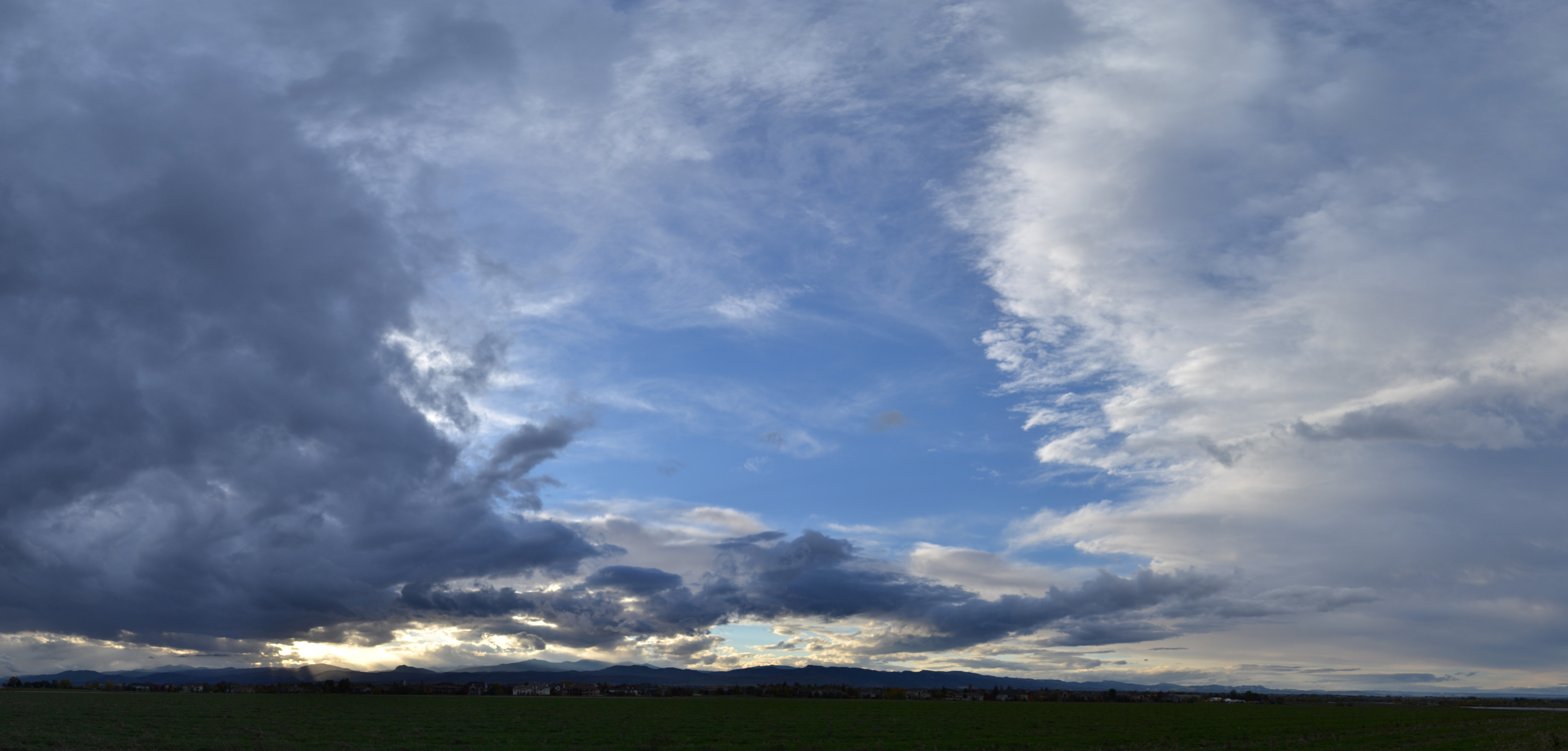 Towering Blue-Gray Stratus Clouds, Panoramic, 2013-10-14 - Stratus ...