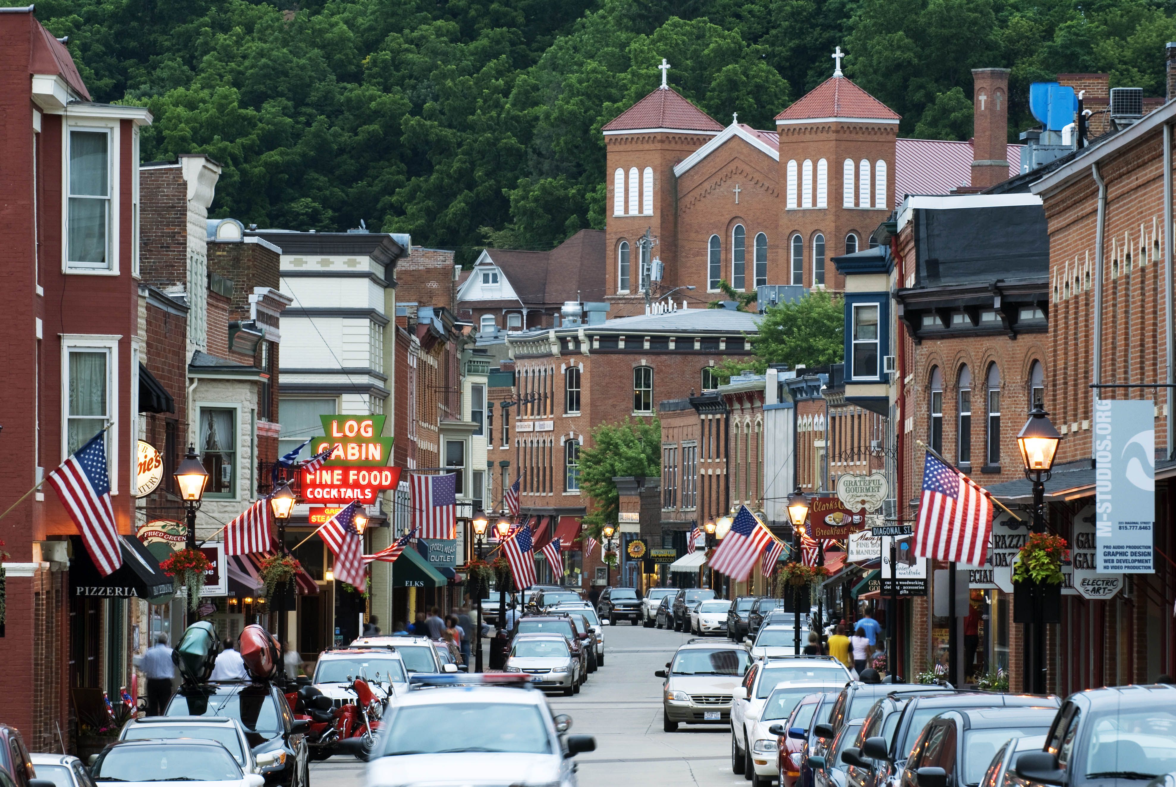 Small American Town Vacation Ideas - The Best Small Town Vacation Spots