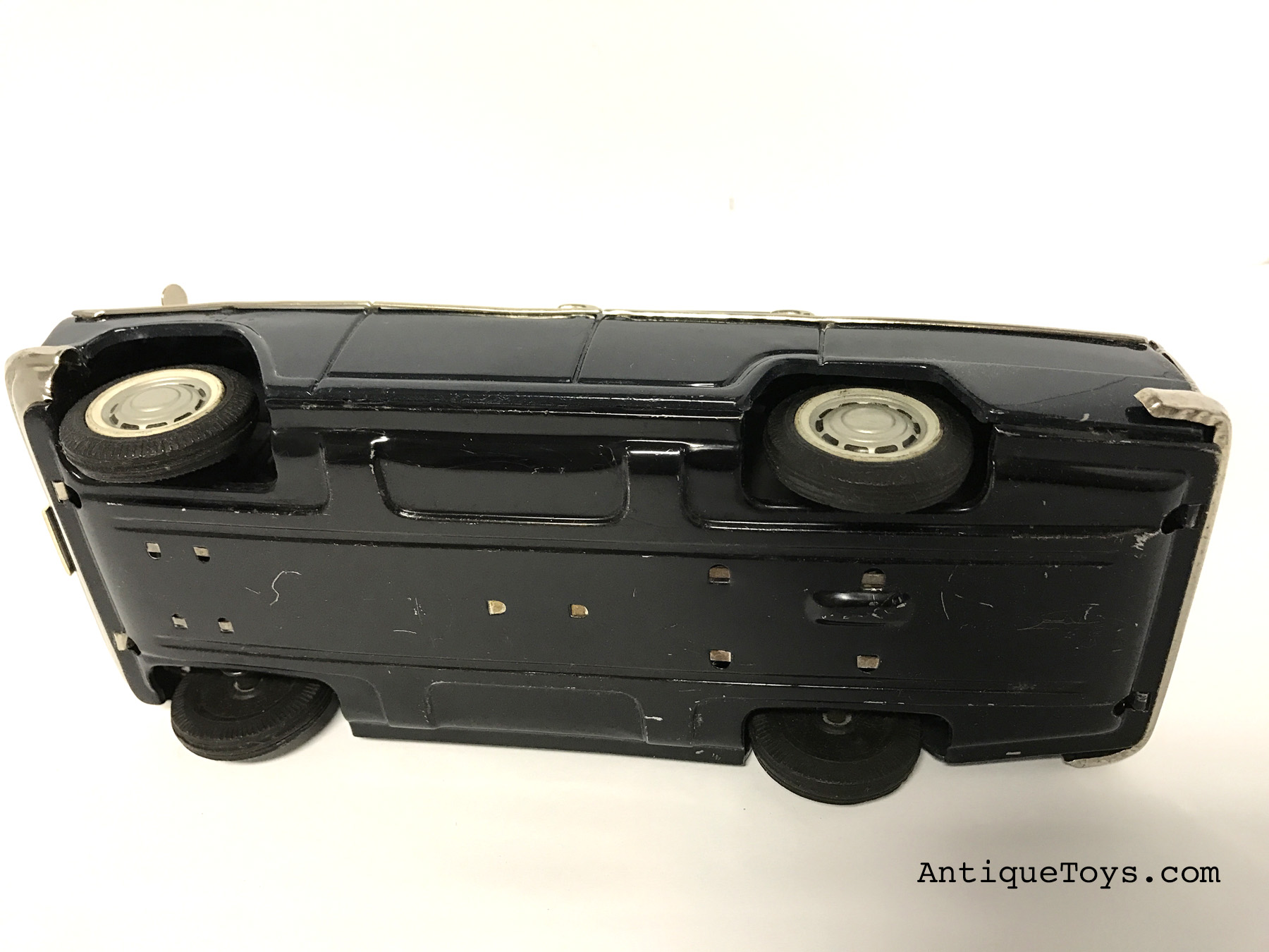 Datsun Cedric Custom Tin Toy Car aka Nissan -Sold - Antique Toys for ...