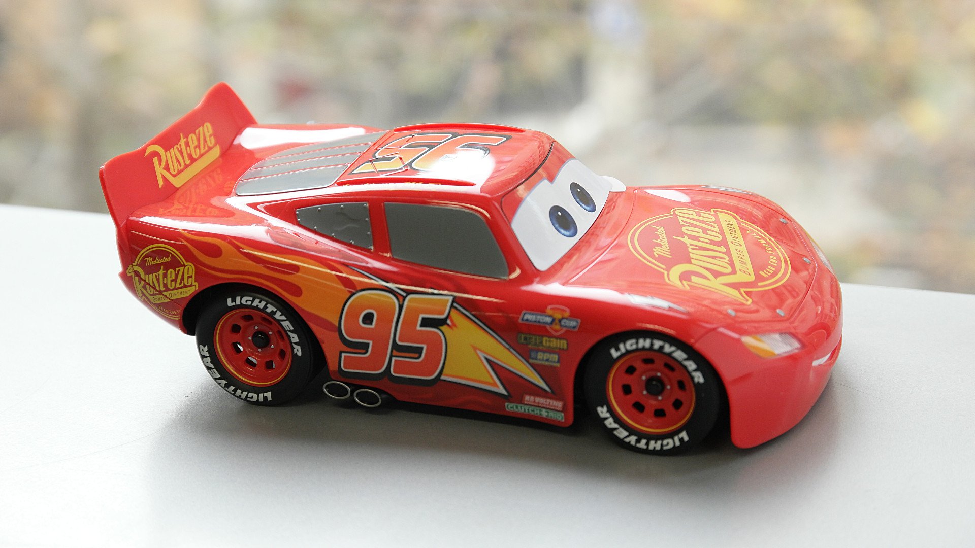Sphero's Ultimate Lightning McQueen Is An Incredibly High-Tech Toy ...