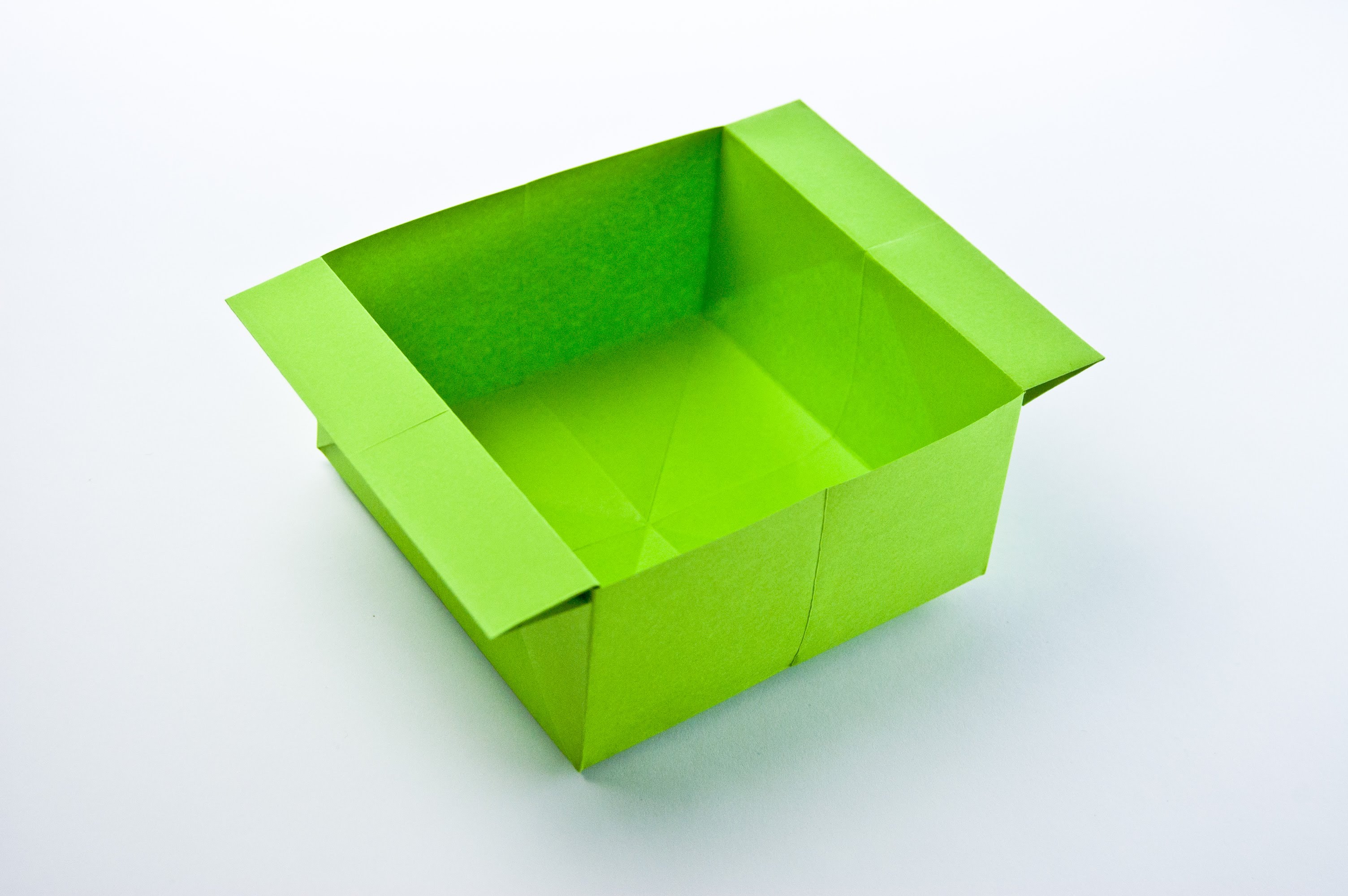 origami box (traditional) - YouTube